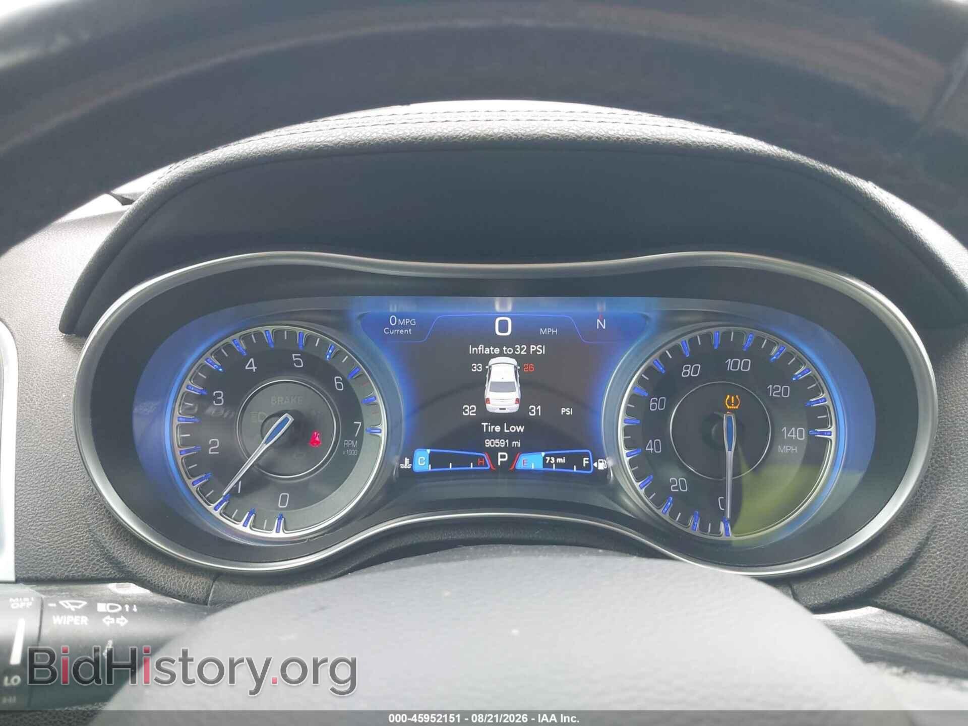 2019 CHRYSLER 300 - VIN: 2C3CCAAG1KH590587 - Фото 7