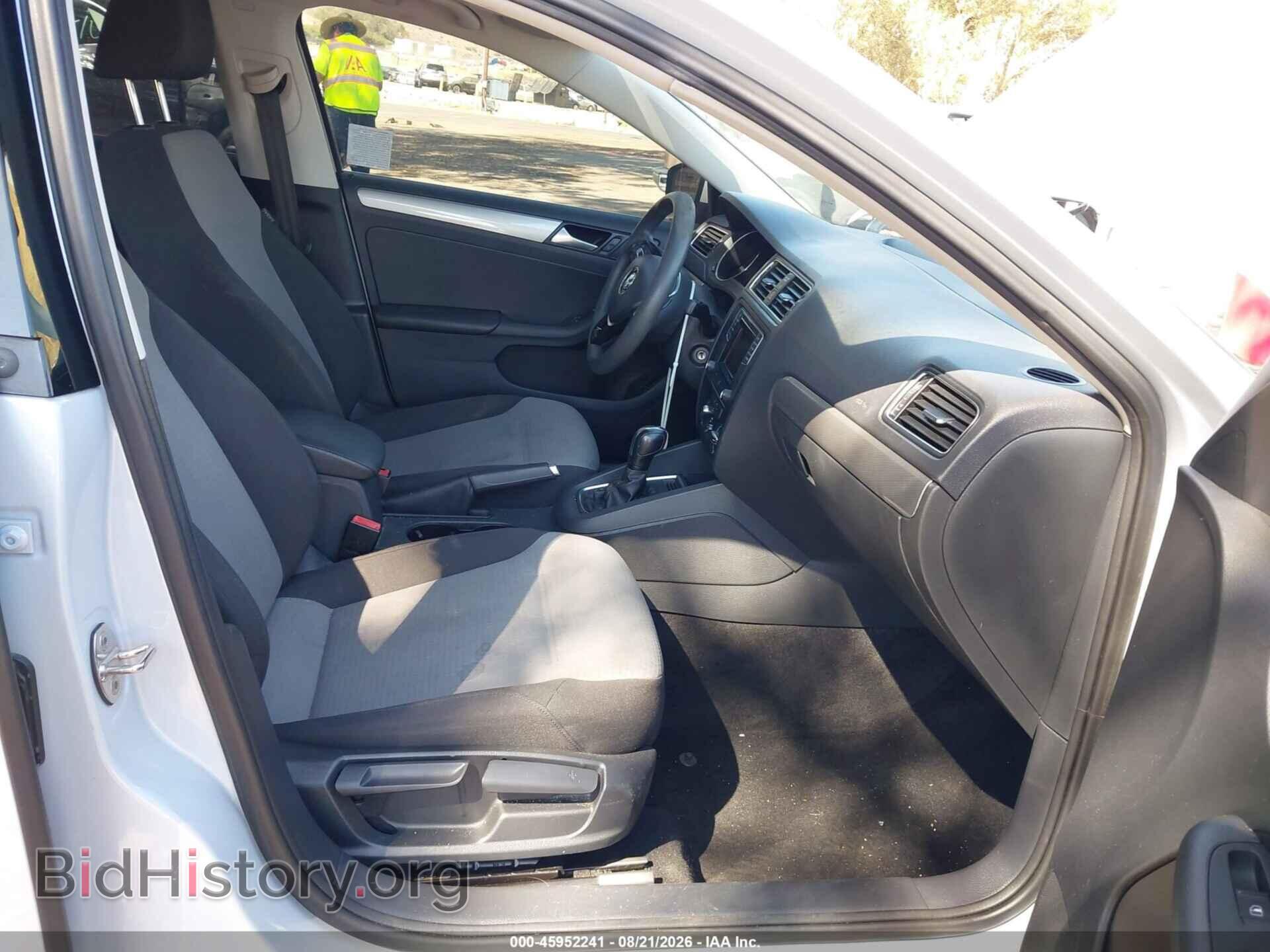 2017 VOLKSWAGEN JETTA - VIN: 3VW2B7AJ9HM340689 - Фото 5