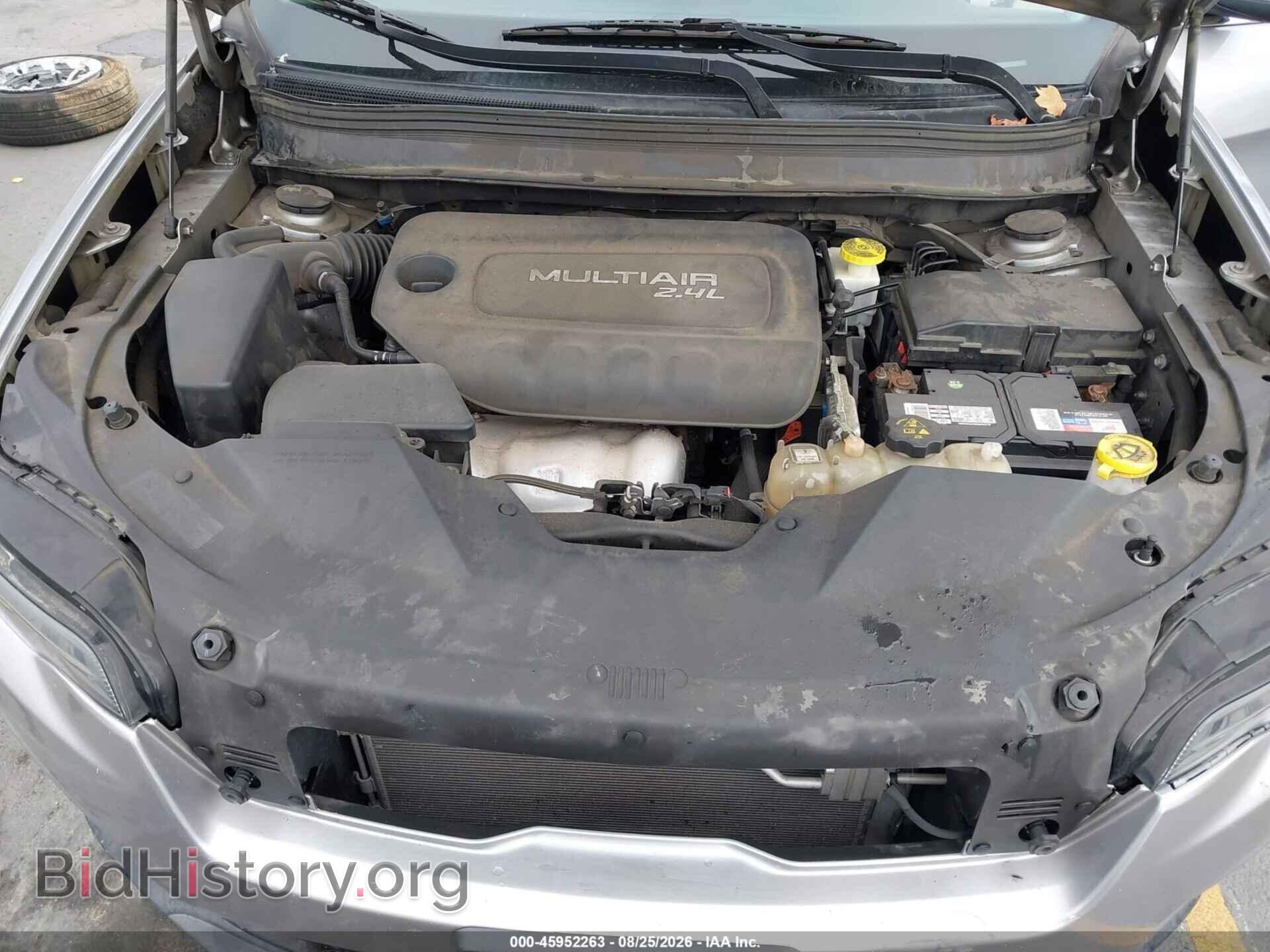 2019 JEEP CHEROKEE - VIN: 1C4PJLCB0KD220504 - Фото 10