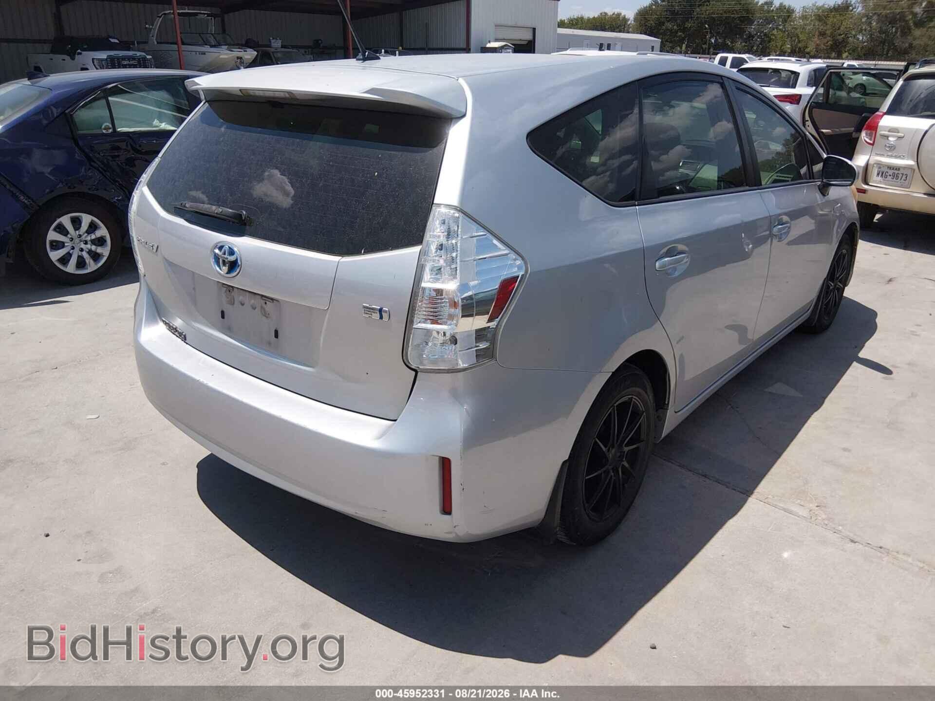 2014 TOYOTA PRIUS V - VIN: JTDZN3EU4EJ015592 - Фото 4