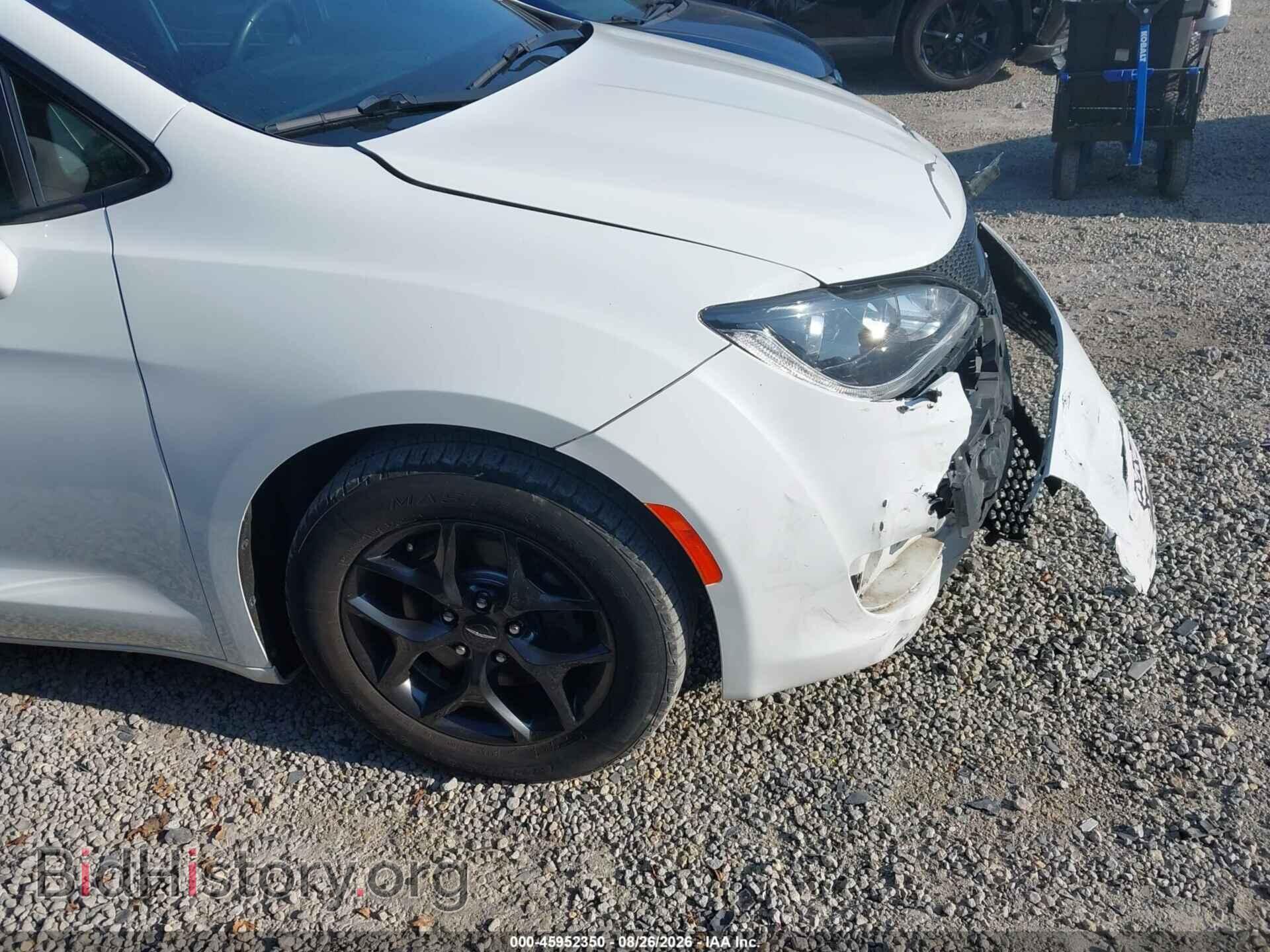 2018 CHRYSLER PACIFICA - VIN: 2C4RC1BG7JR182849 - Photo 17