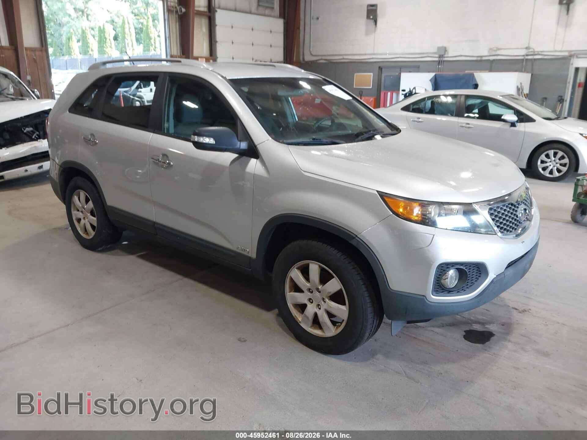 Photo 5XYKTCA14BG003473 - KIA SORENTO 2011