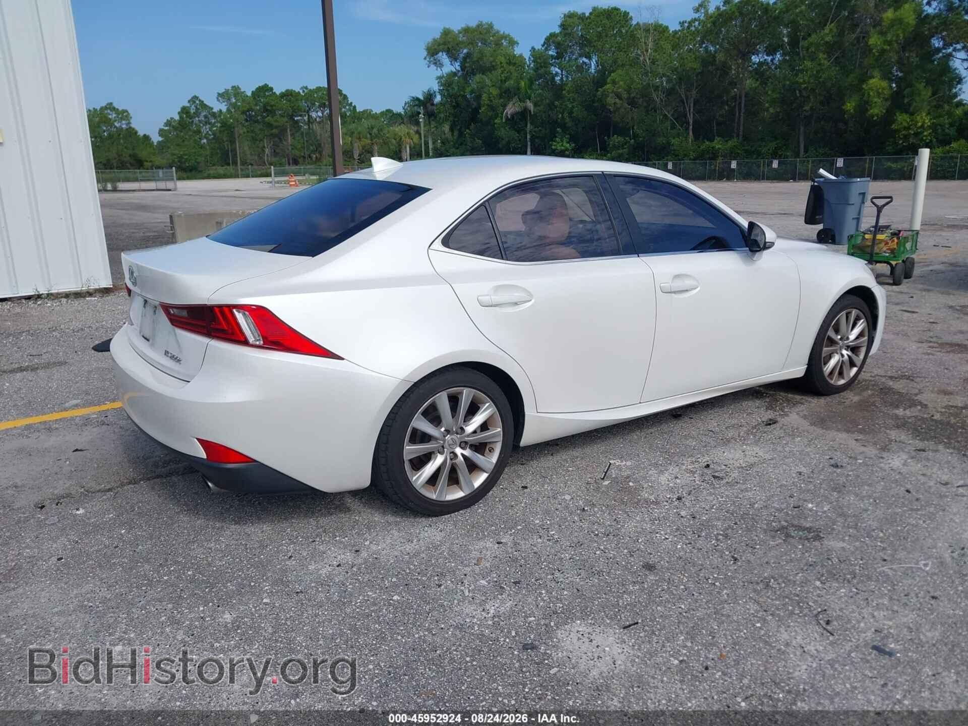 2016 LEXUS IS 200T - VIN: JTHBA1D26G5004069 - Фото 4