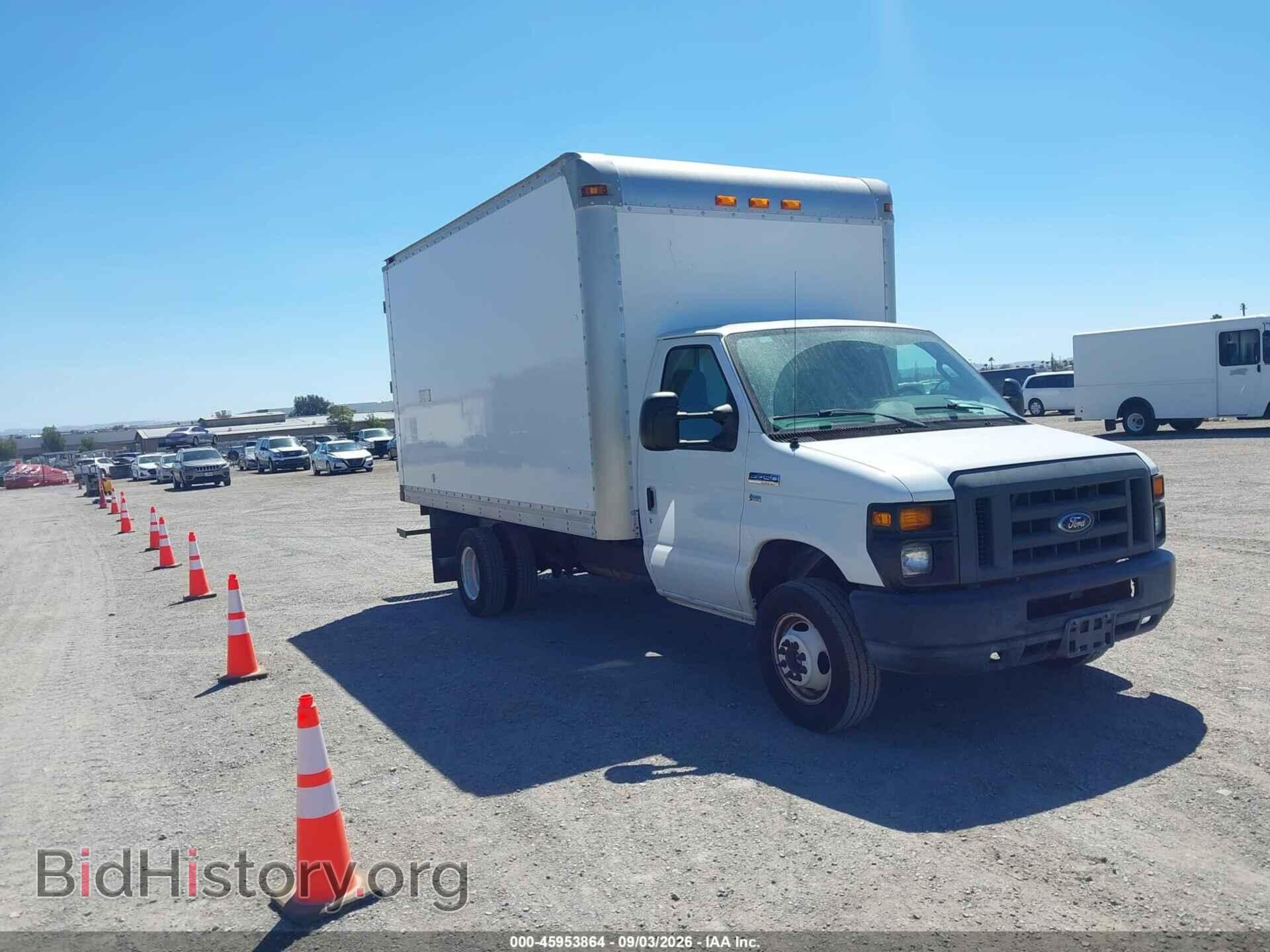 Photo 1FDXE4FL0DDB26460 - FORD E-450 CUTAWAY 2013