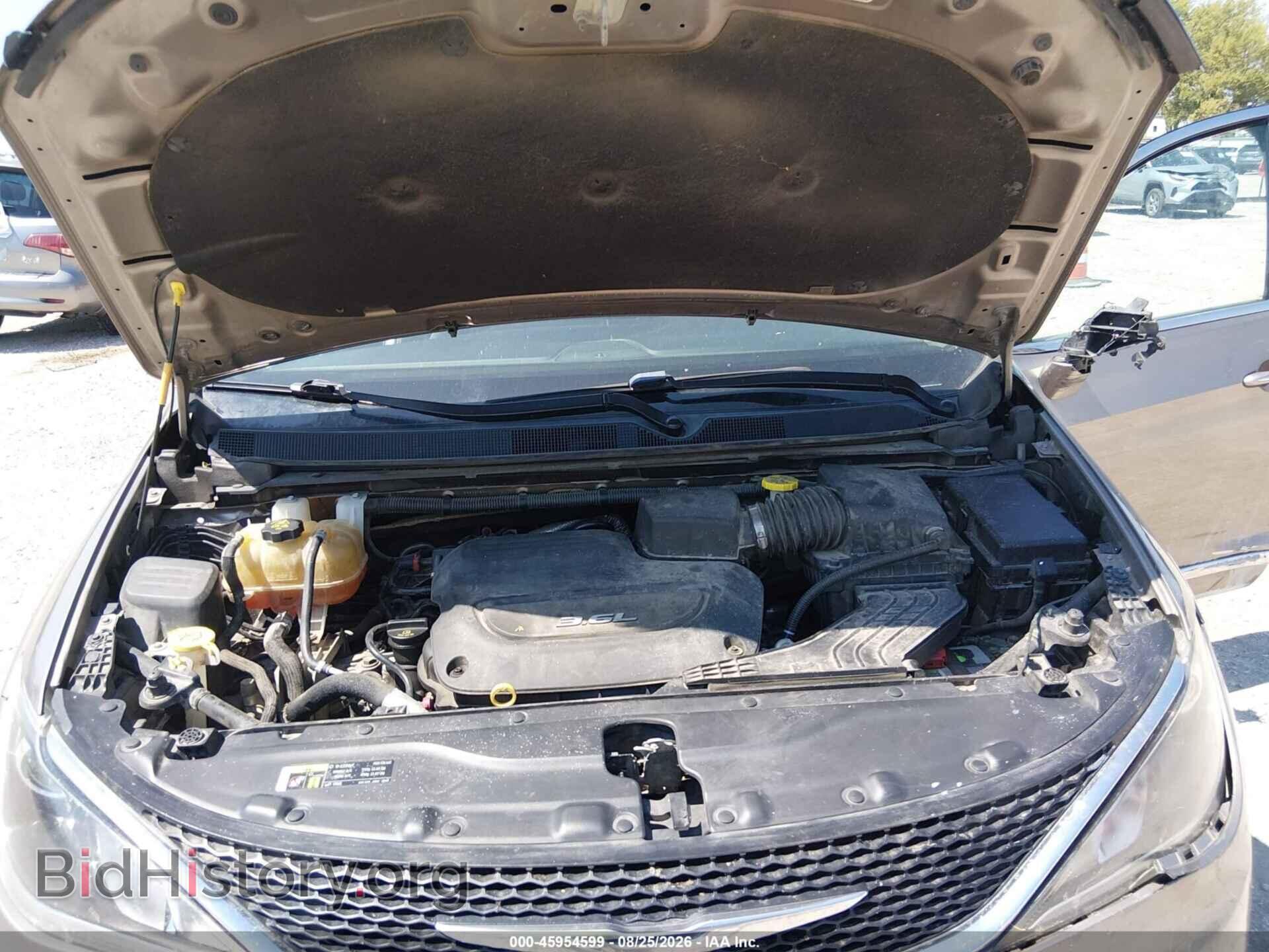 2017 CHRYSLER PACIFICA - VIN: 2C4RC1BG2HR536528 - Photo 10