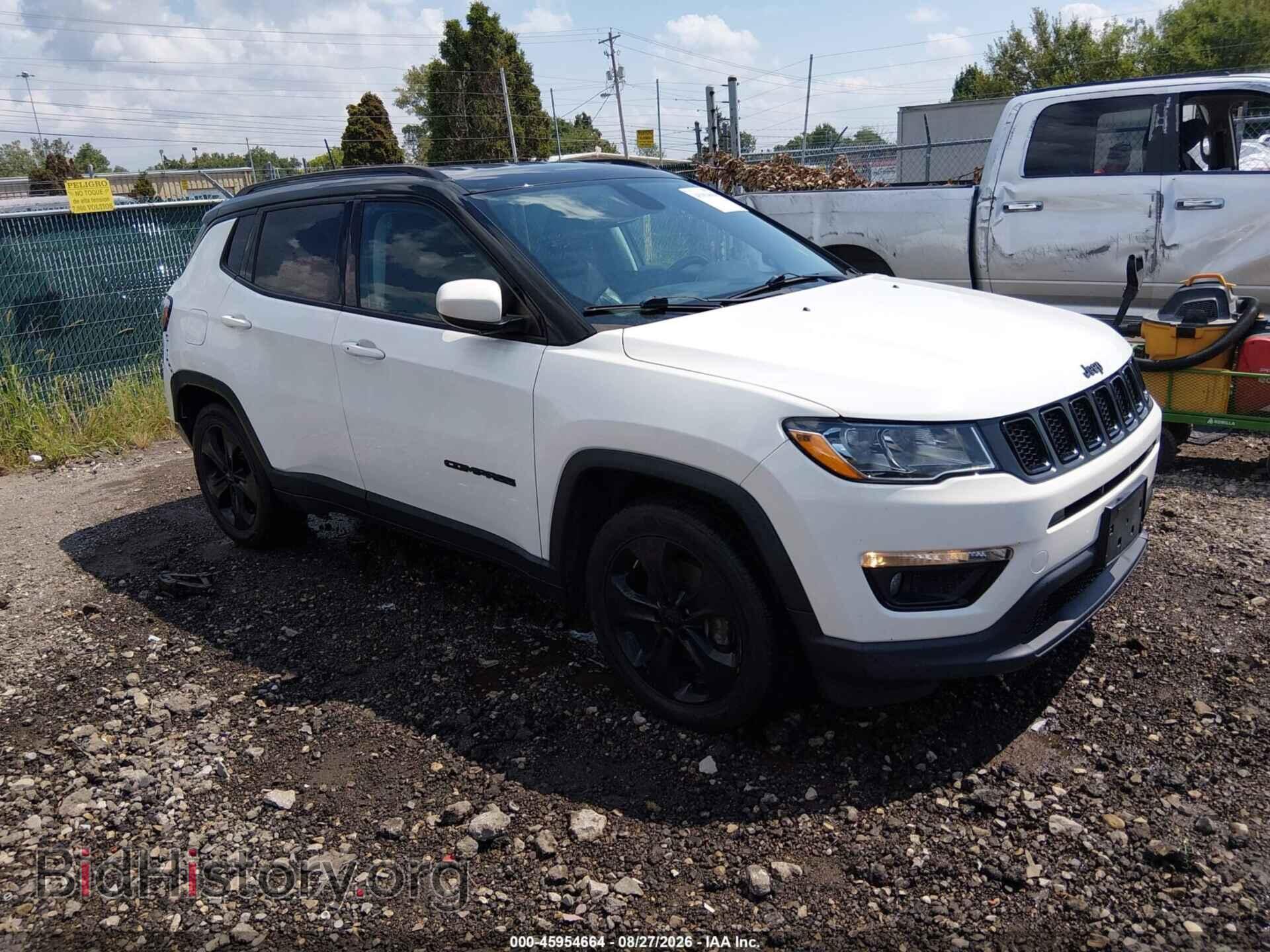 Photo 3C4NJCBBXKT658174 - JEEP COMPASS 2019