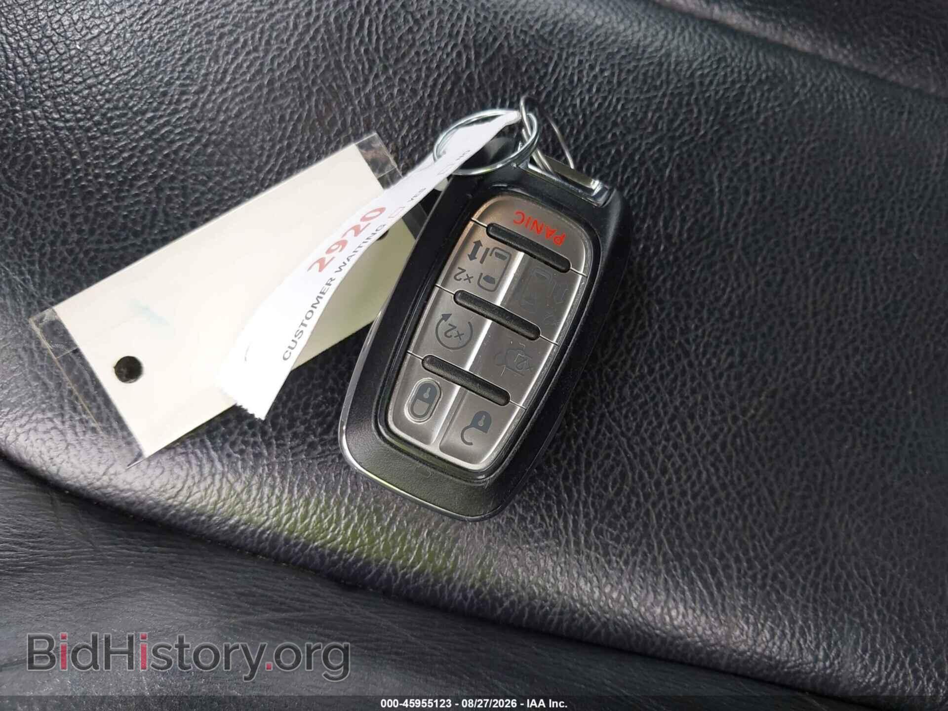 2017 CHRYSLER PACIFICA - VIN: 2C4RC1BGXHR668016 - Photo 11