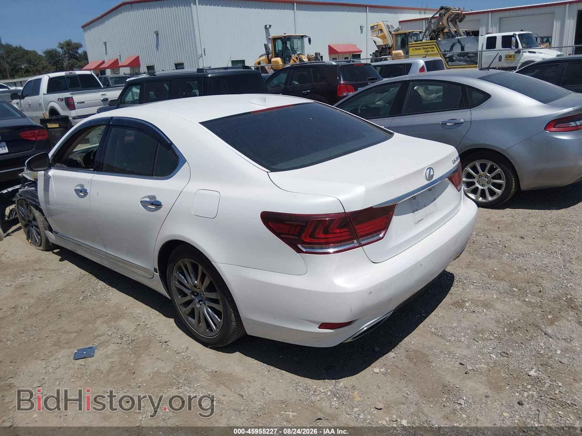 2014 LEXUS LS 460 - VIN: JTHBL5EF1E5125690 - Photo 3
