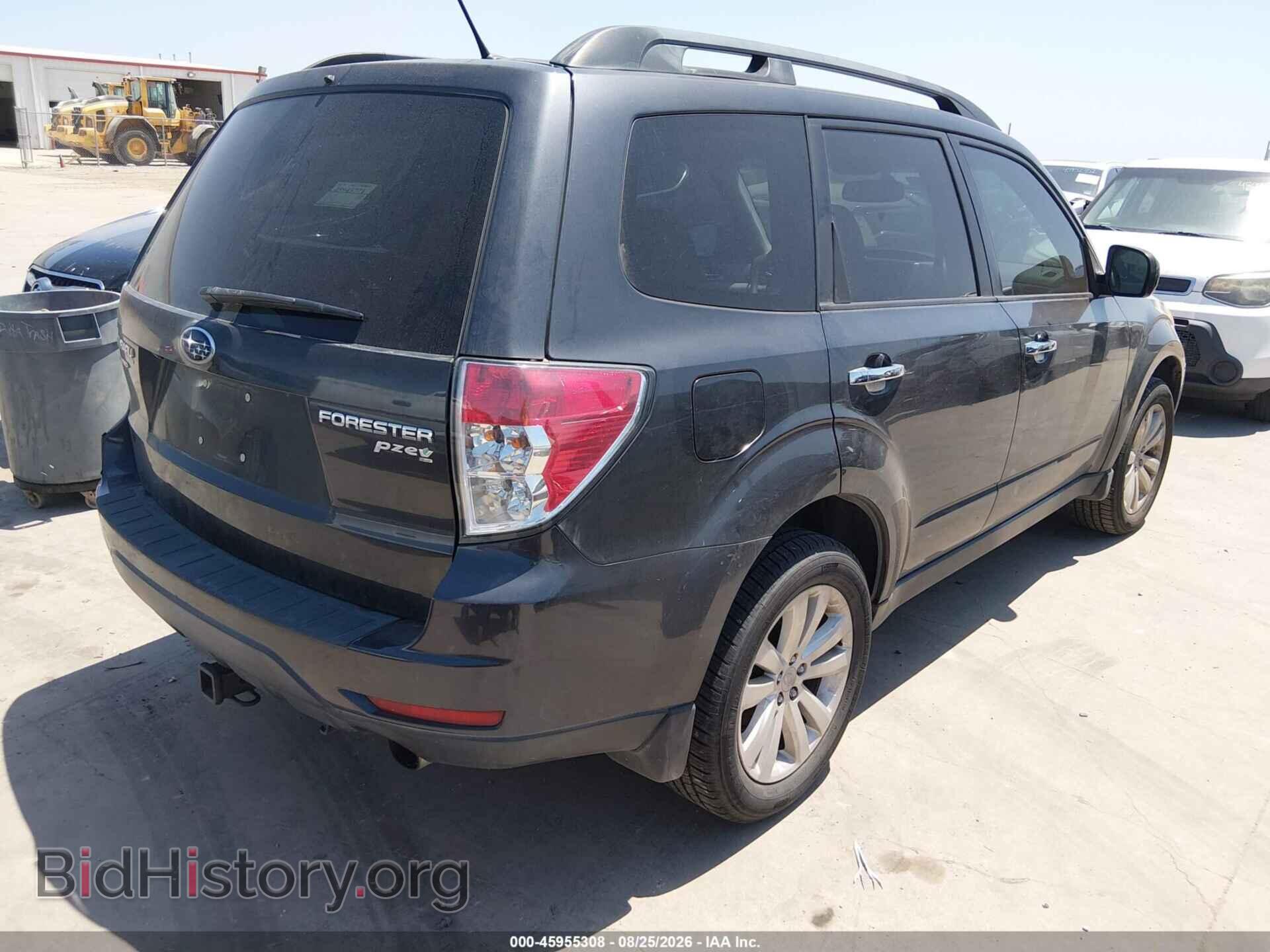 2013 Subaru FORESTER (VIN JF2SHAEC3DH406437) — фото 4 из 16