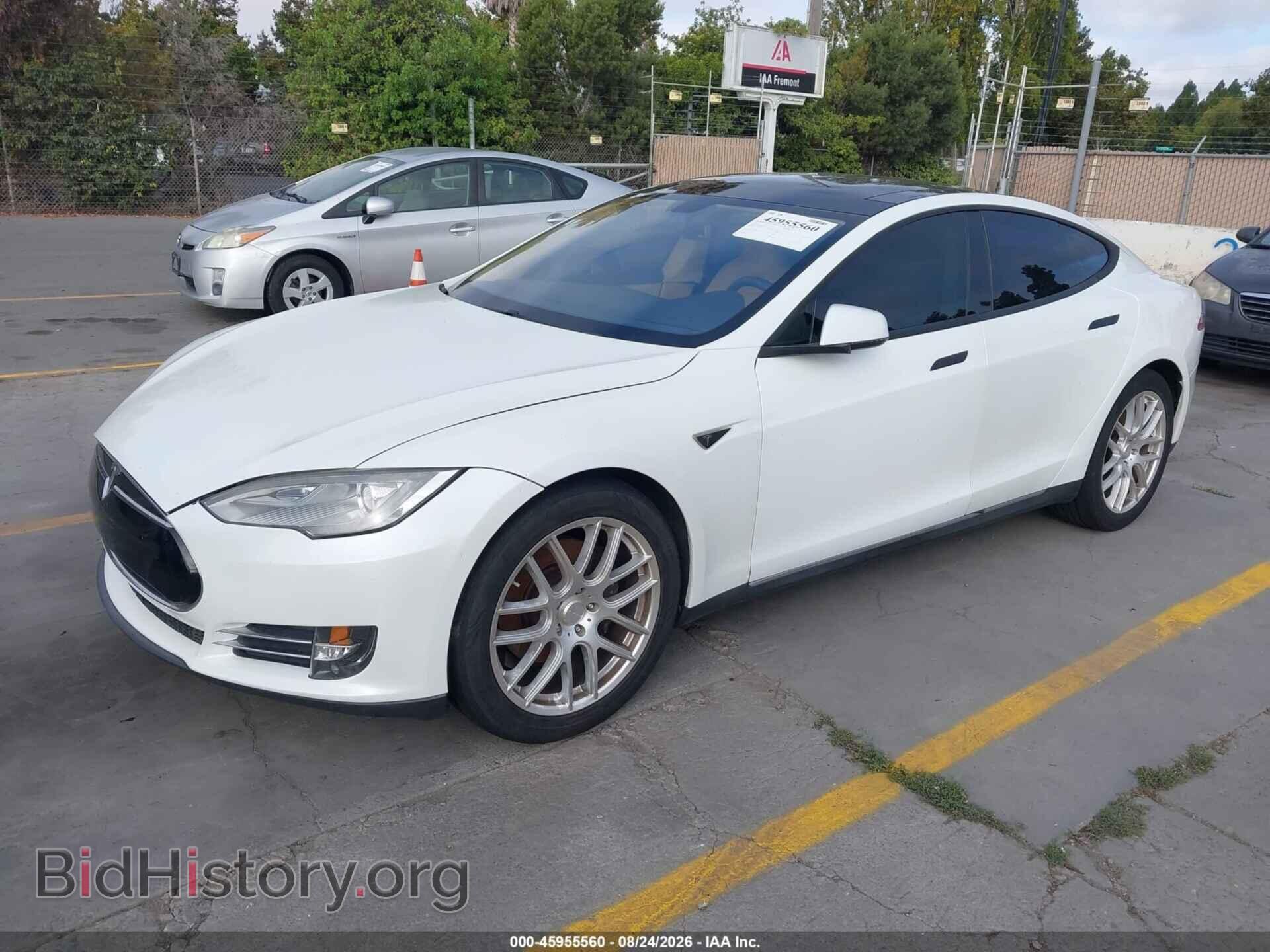 2013 TESLA MODEL S - VIN: 5YJSA1DG2DFP03576 - Photo 2
