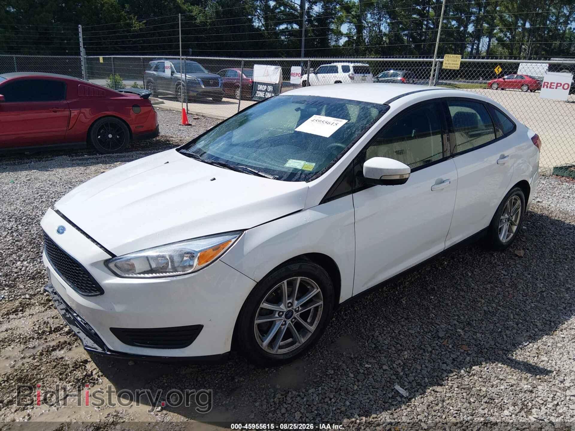 2017 FORD FOCUS - VIN: 1FADP3F25HL300057 - Фото 2