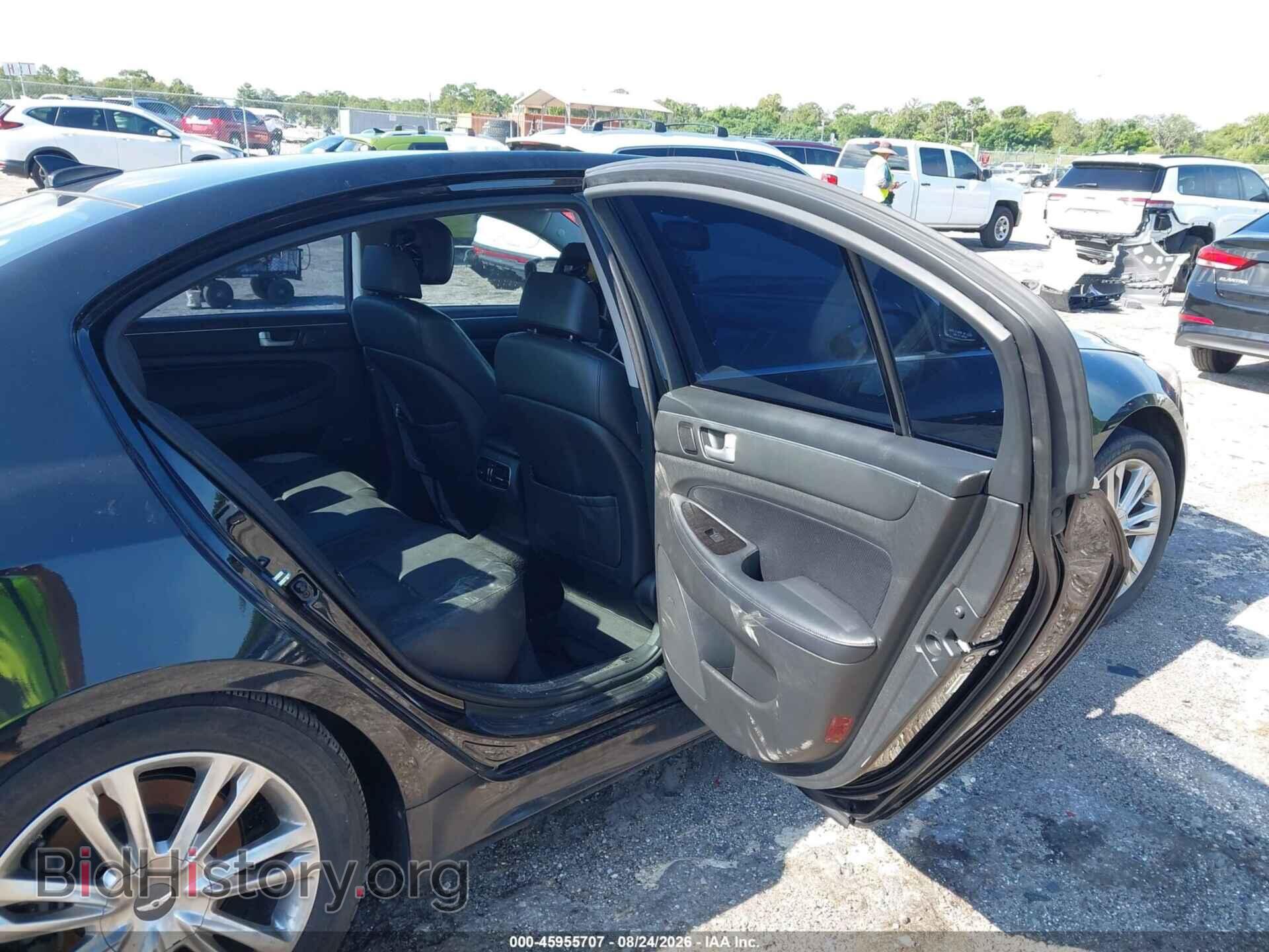 2013 HYUNDAI GENESIS - VIN: KMHGC4DD6DU251996 - Фото 8