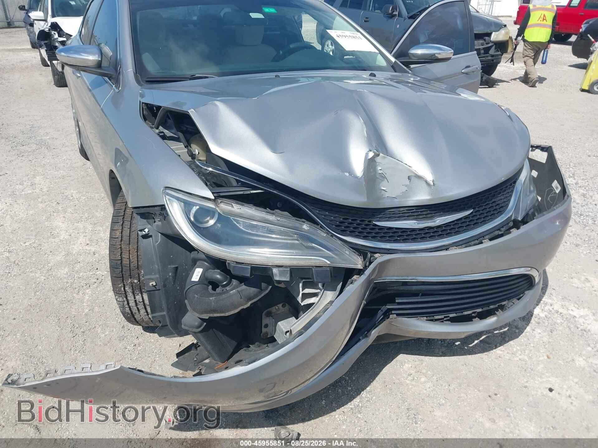 2015 CHRYSLER 200 - VIN: 1C3CCCAB7FN702483 - Photo 6