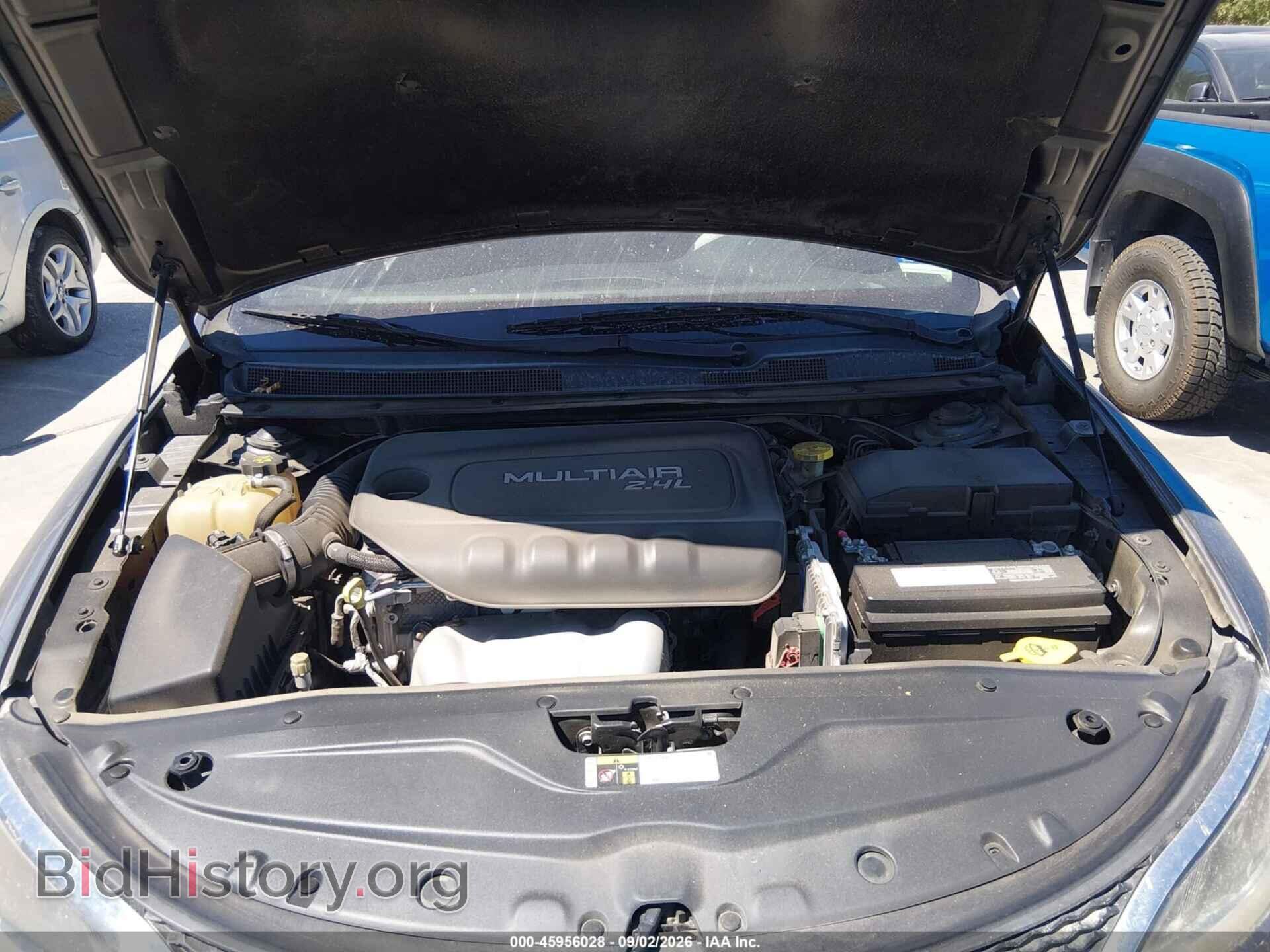 2015 CHRYSLER 200 - VIN: 1C3CCCAB7FN596892 - Photo 10