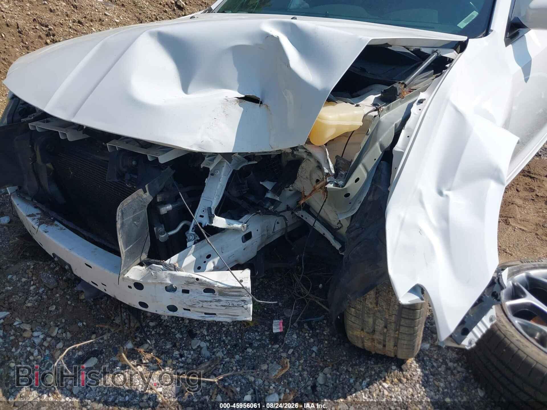 2018 CHRYSLER 300 - VIN: 2C3CCABG6JH117684 - Фото 6