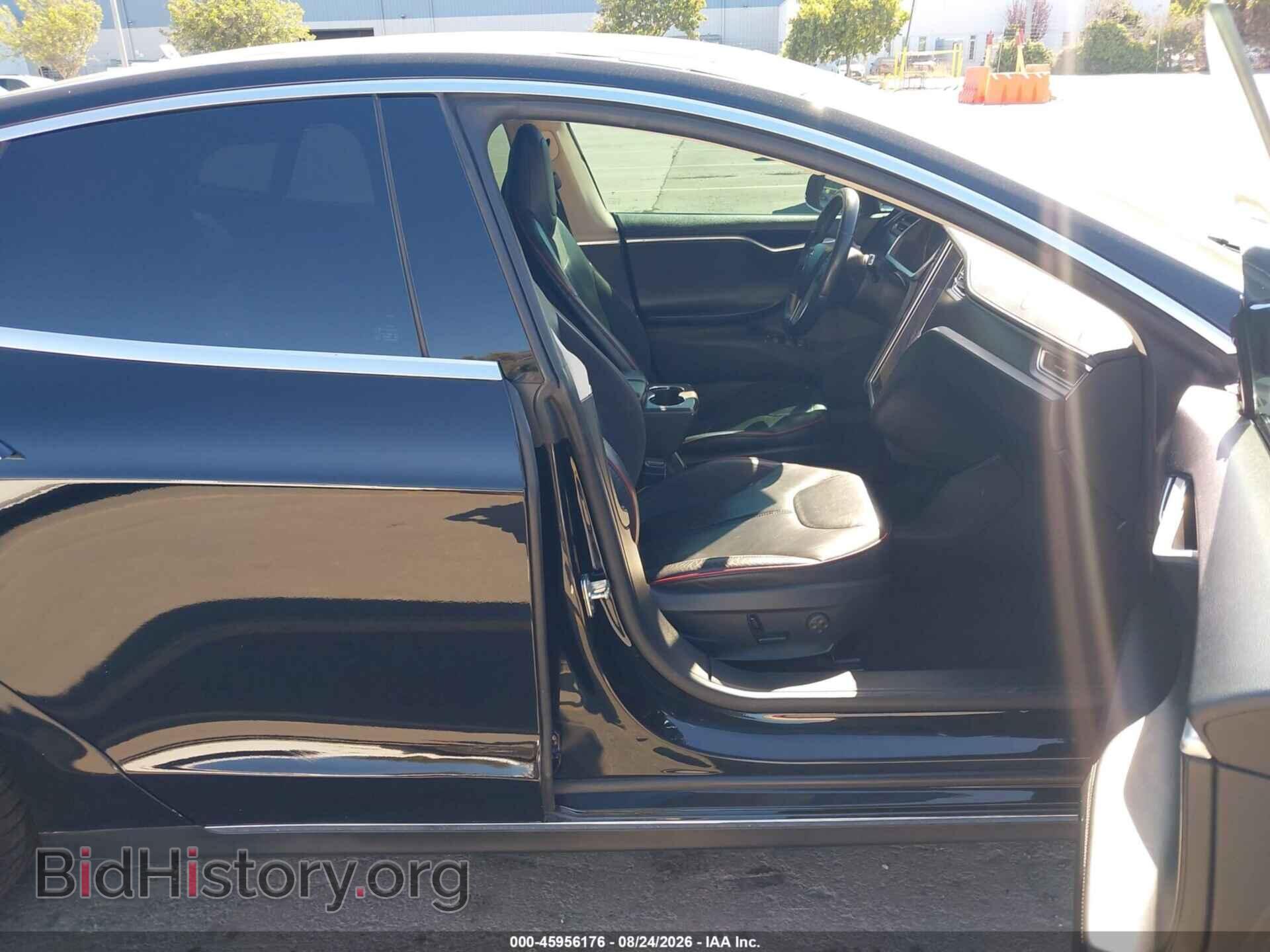 2014 TESLA MODEL S - VIN: 5YJSA1H12EFP28758 - Photo 5