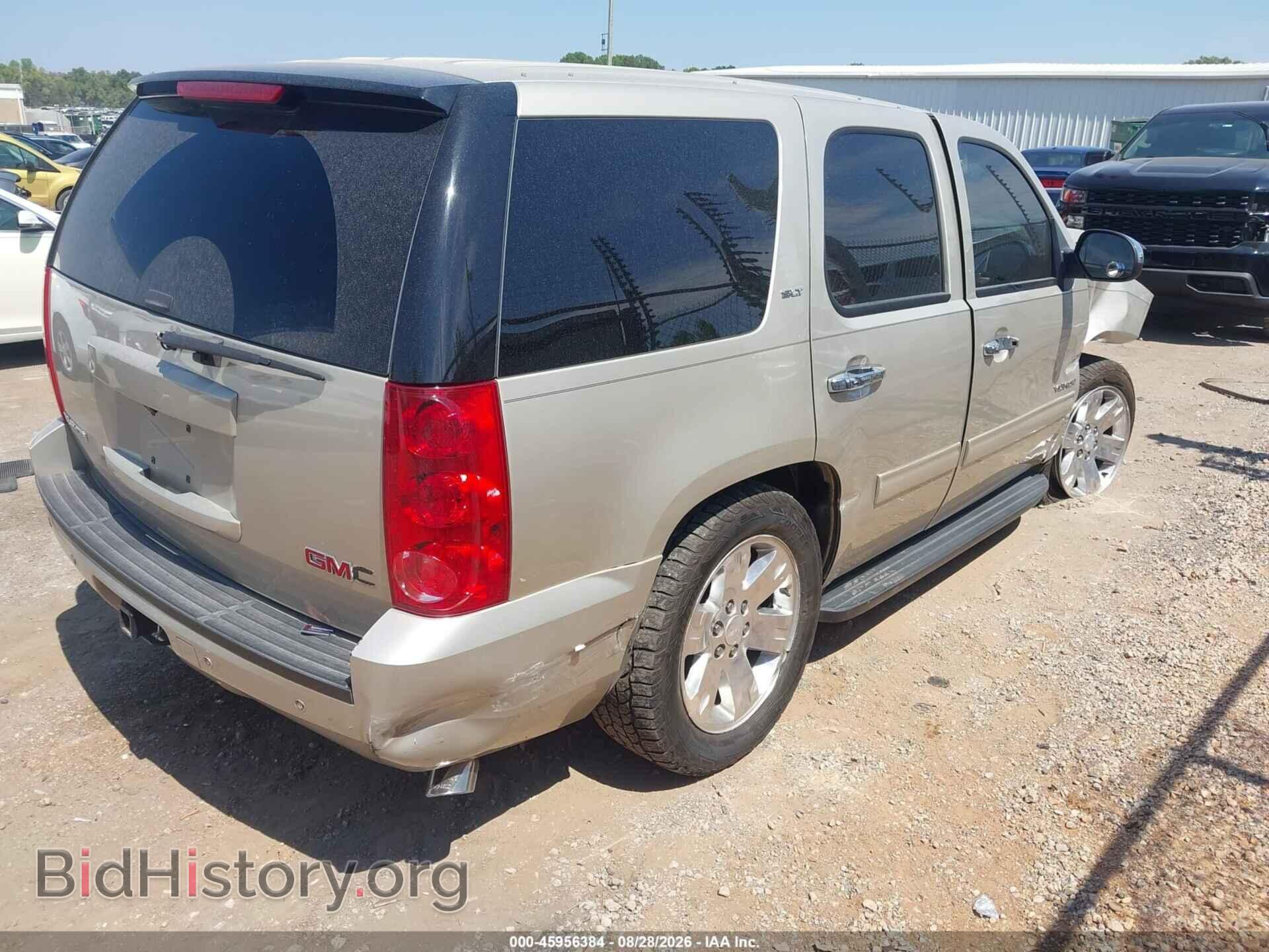 2013 GMC YUKON - VIN: 1GKS1CE01DR214873 - Photo 4