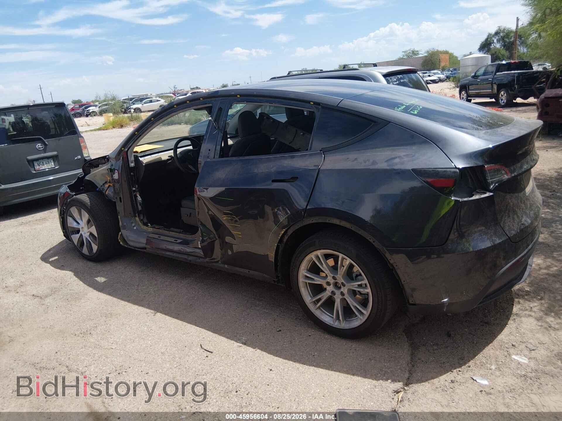 2024 TESLA MODEL Y - VIN: 7SAYGDEE8RF994344 - Photo 13