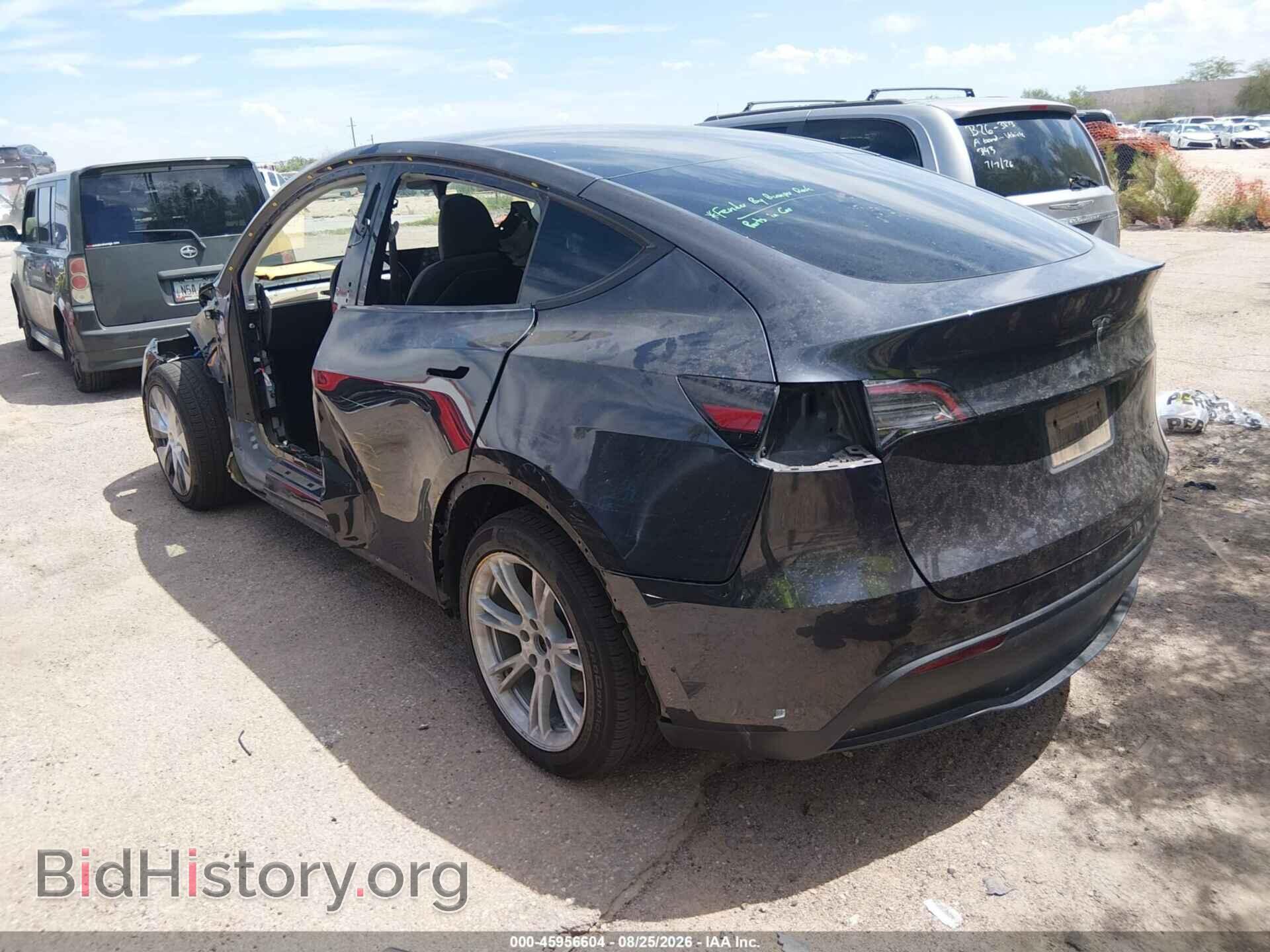 2024 TESLA MODEL Y - VIN: 7SAYGDEE8RF994344 - Photo 3