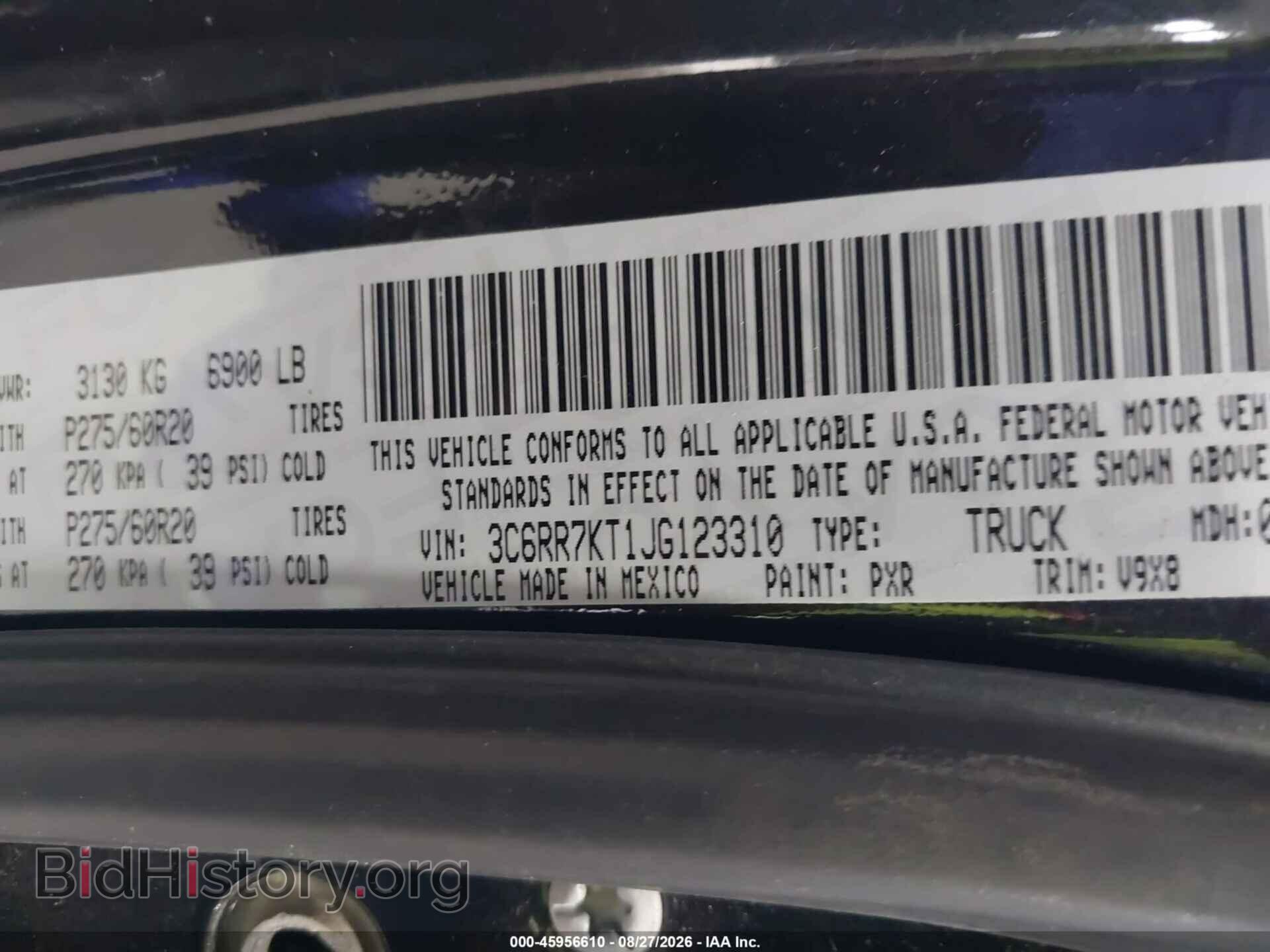 2018 RAM 1500 - VIN: 3C6RR7KT1JG123310 - Фото 9