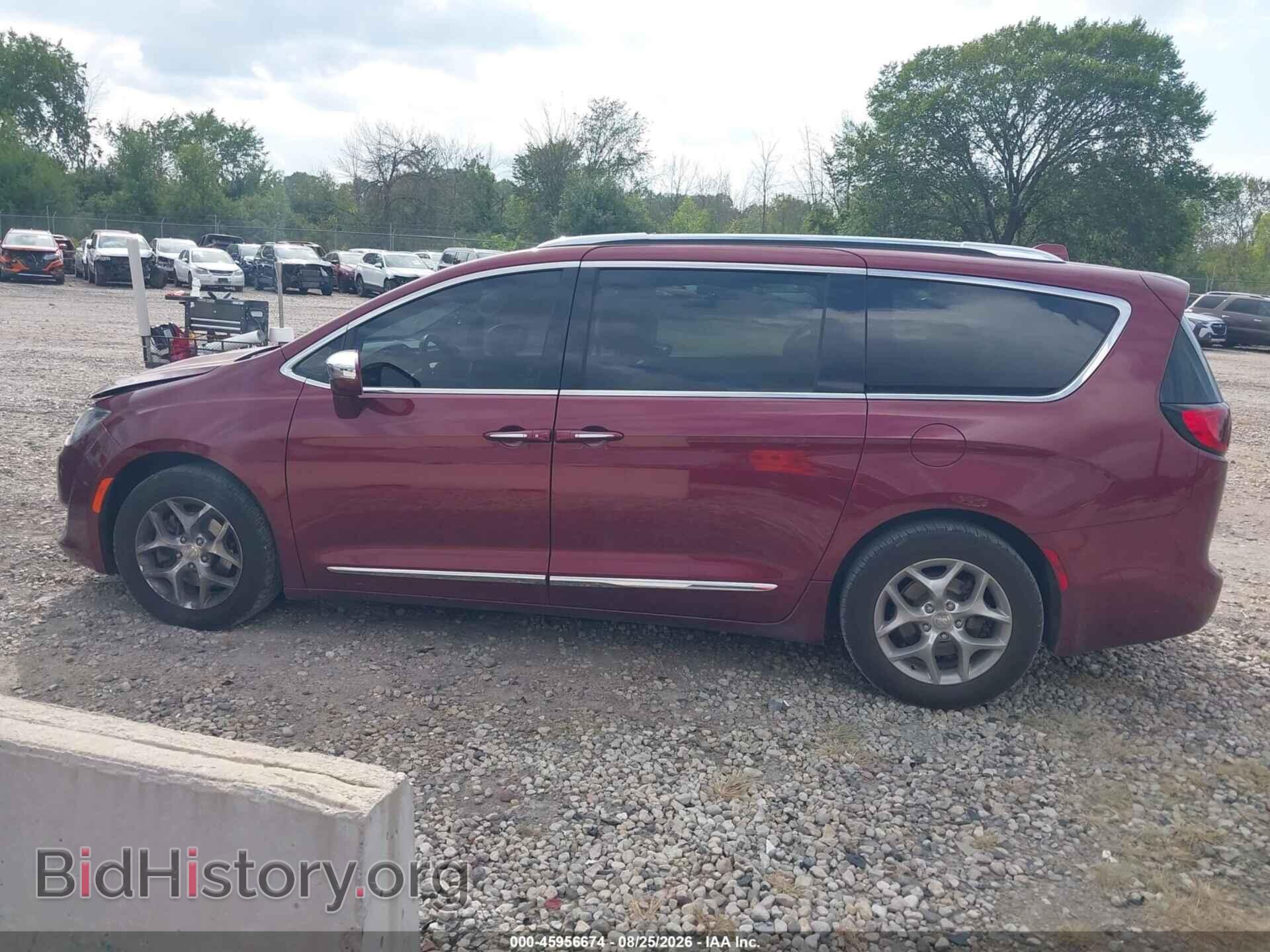 2019 CHRYSLER PACIFICA - VIN: 2C4RC1GG7KR577138 - Photo 14