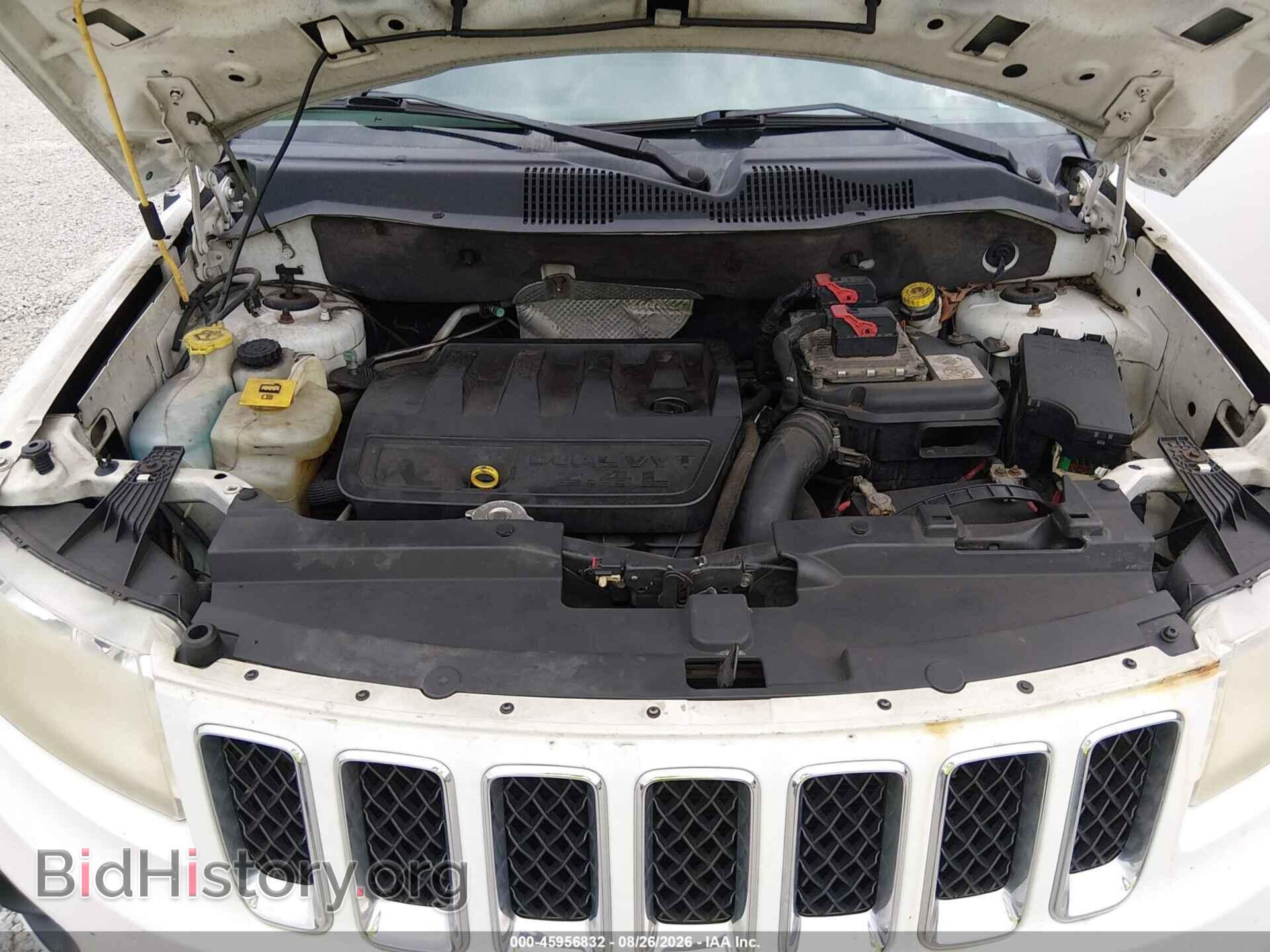 2012 JEEP COMPASS - VIN: 1C4NJCEB8CD627475 - Photo 10