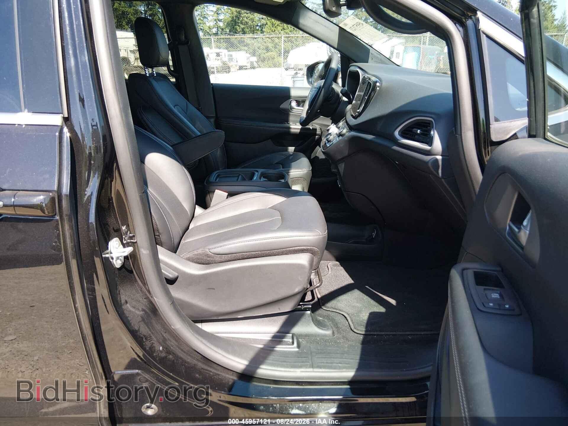 2027 CHRYSLER PACIFICA - VIN: 2C4RC1BG9VR568680 - Фото 5