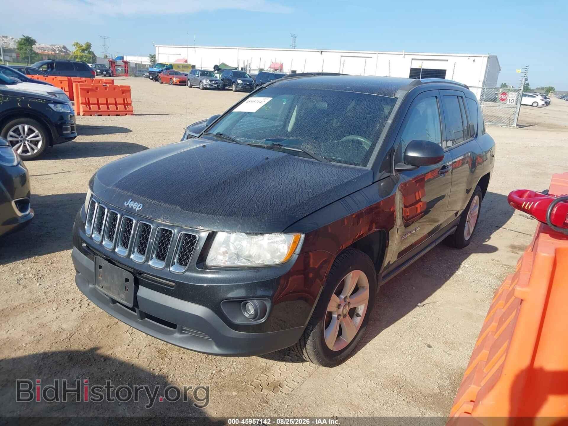 2011 JEEP COMPASS - VIN: 1J4NF1FB2BD218174 - Photo 2