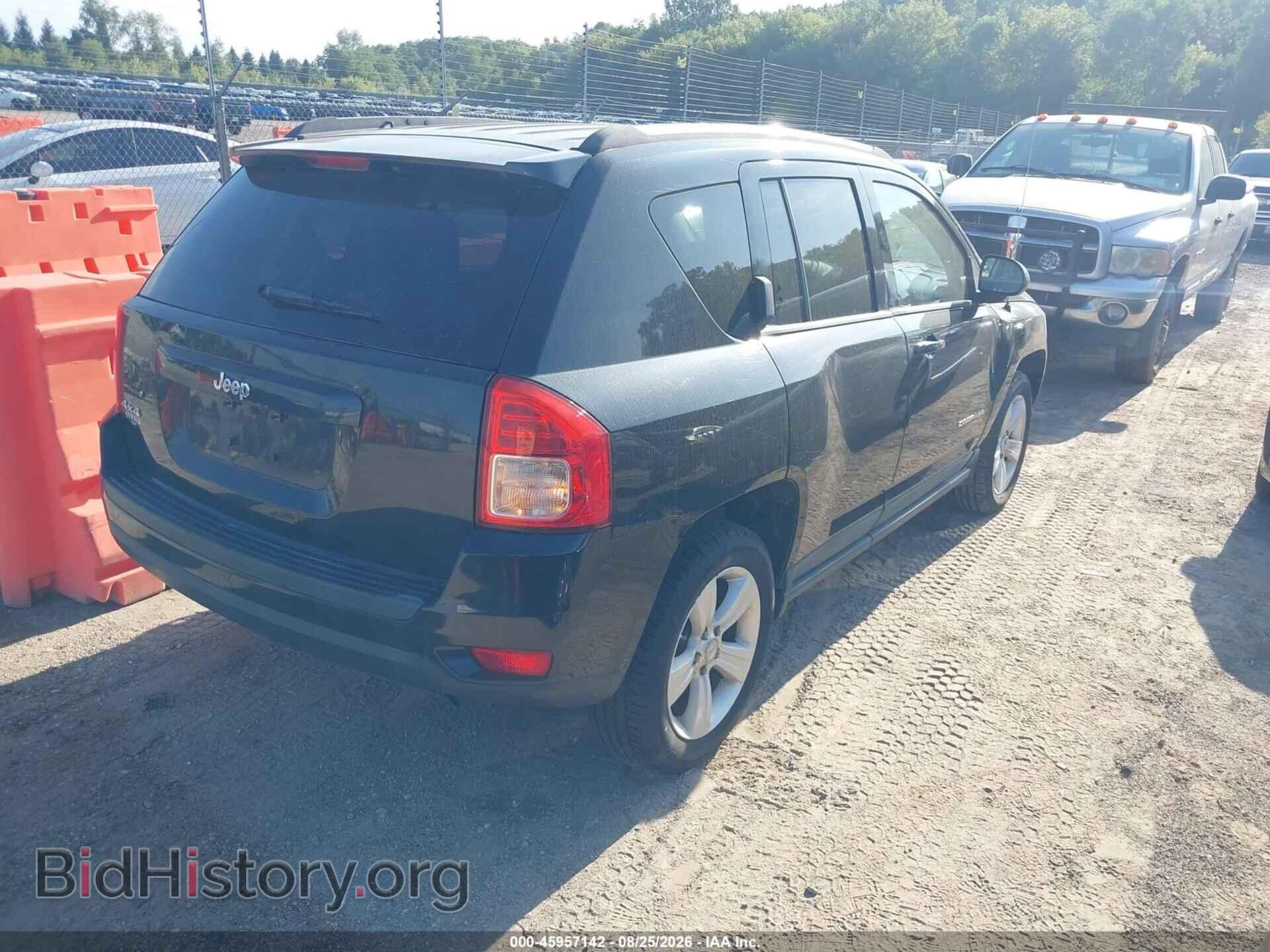 2011 JEEP COMPASS - VIN: 1J4NF1FB2BD218174 - Photo 4