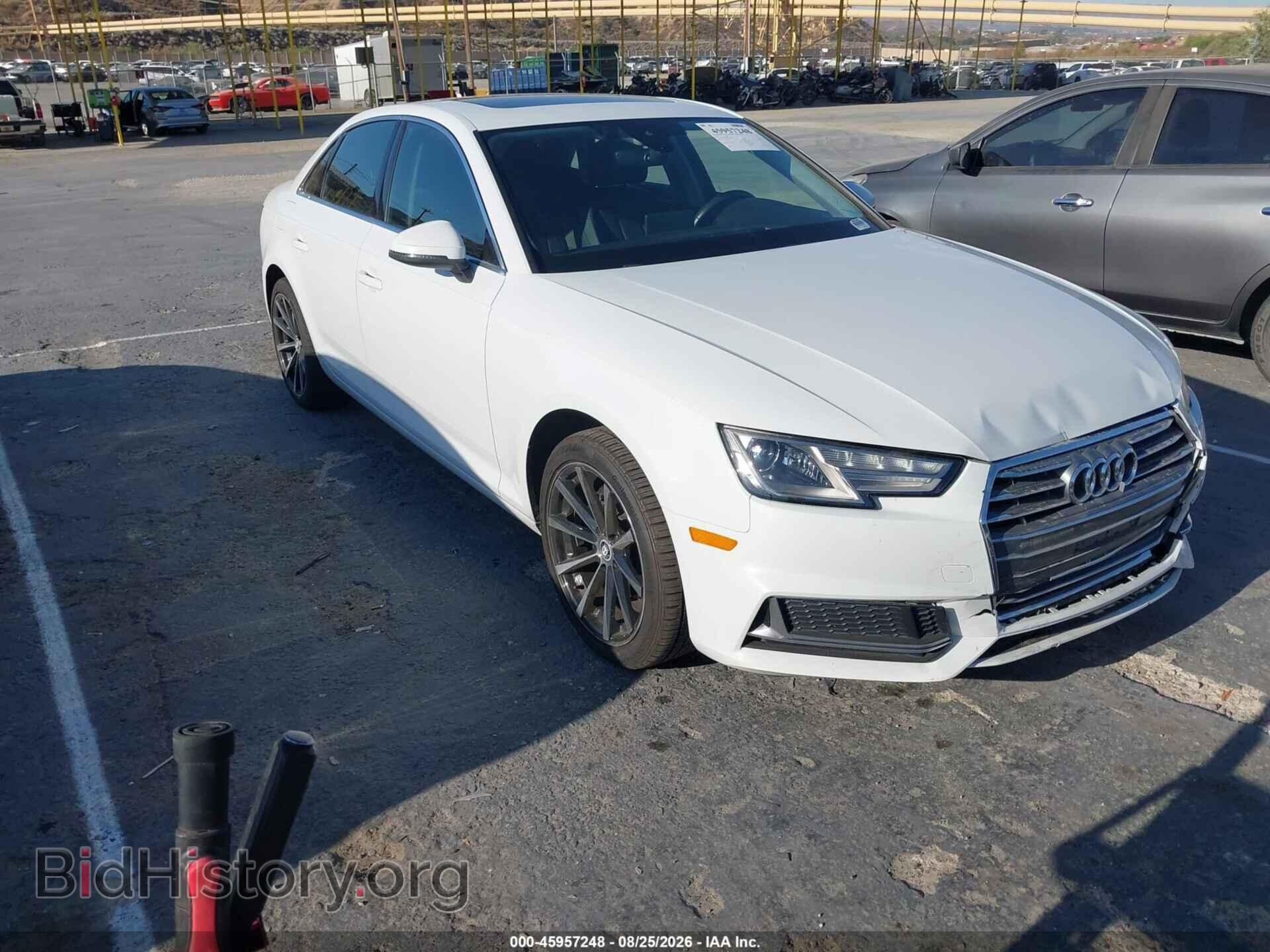 Photo WAUGMAF46KA058255 - AUDI A4 2019