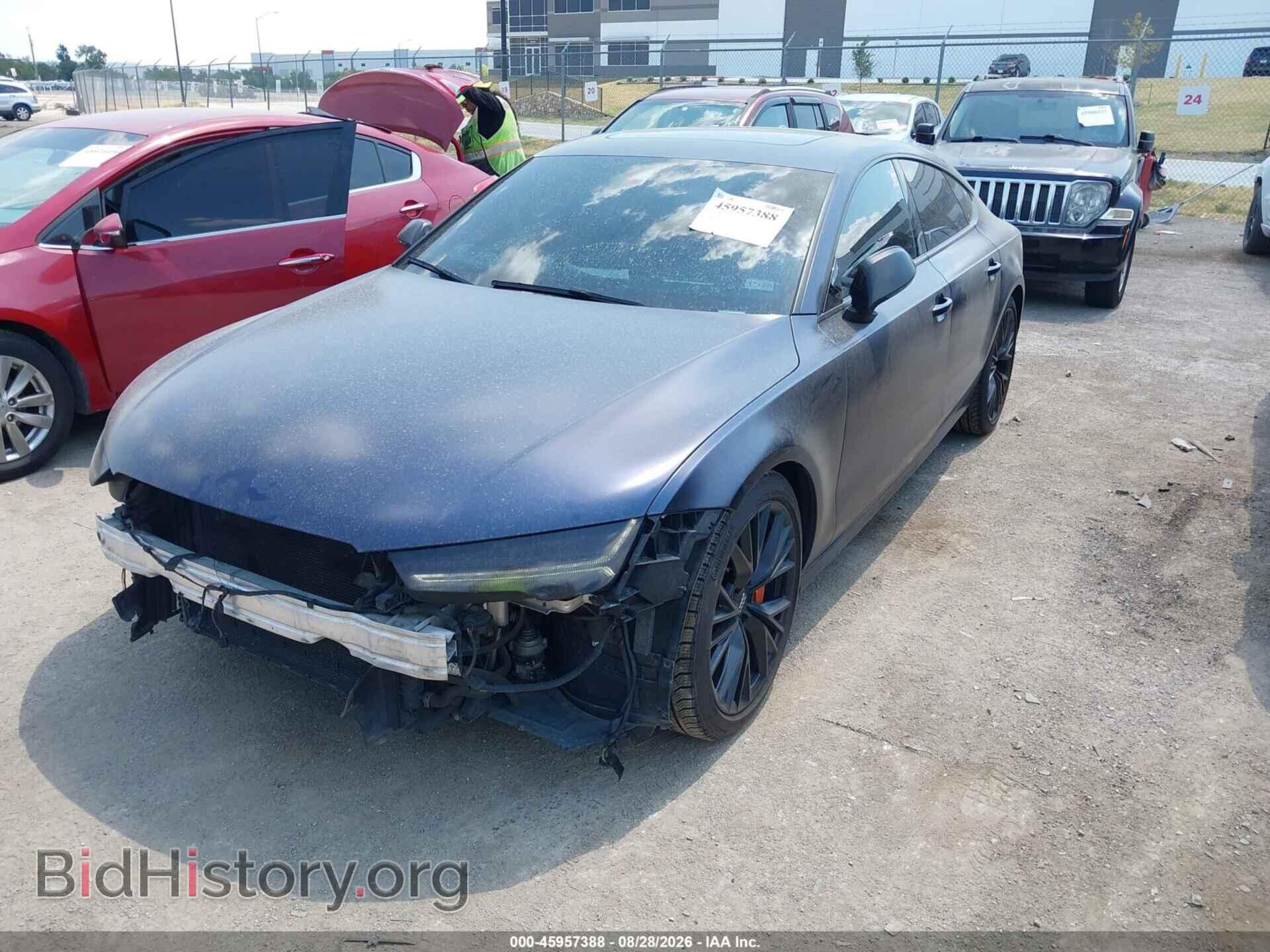 2016 AUDI A7 - VIN: WAU2GAFC7GN043787 - Фото 2