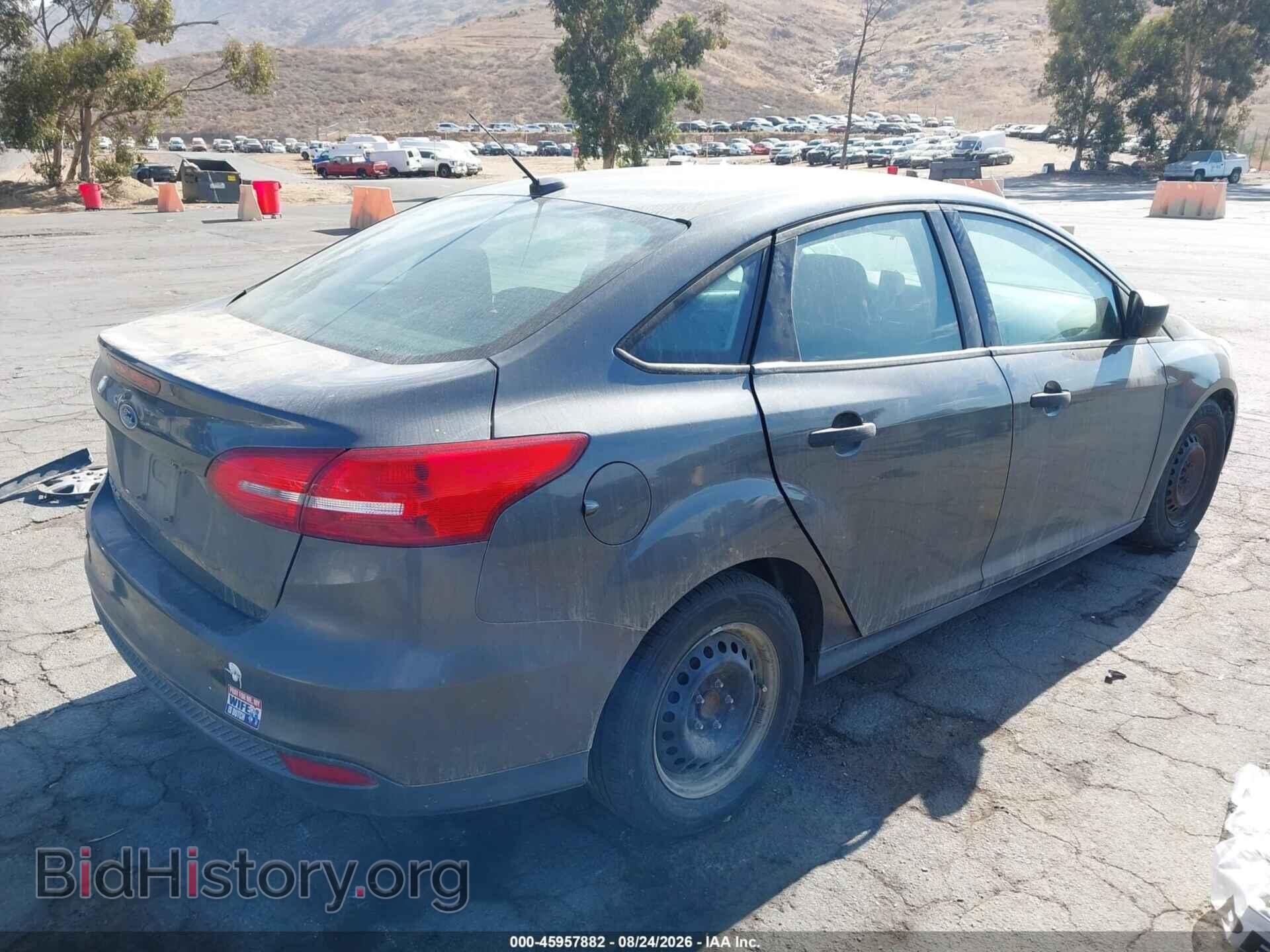 2017 FORD FOCUS - VIN: 1FADP3E29HL236042 - Photo 4