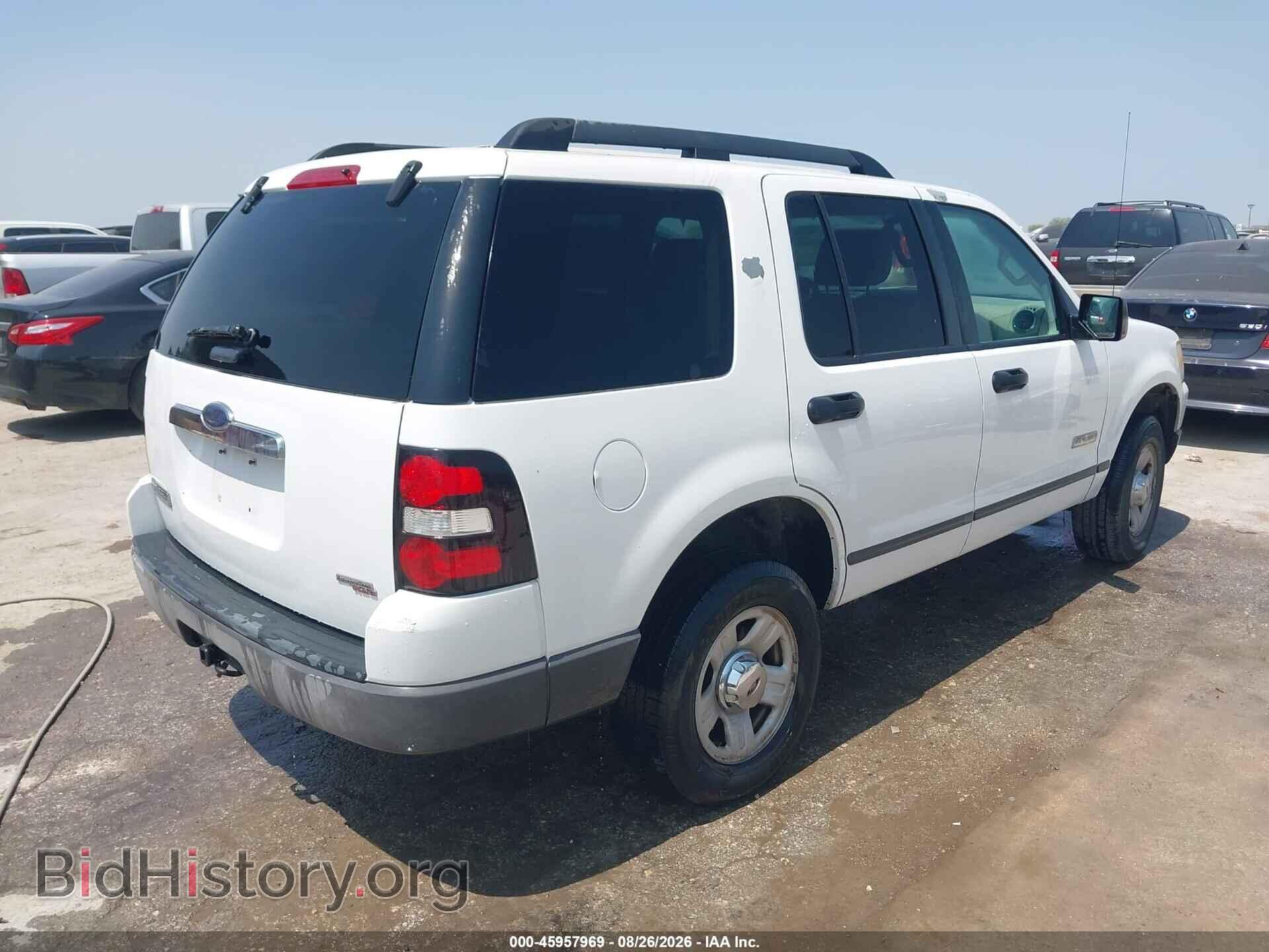 2006 FORD EXPLORER - VIN: 1FMEU62EX6UA95105 - Фото 4