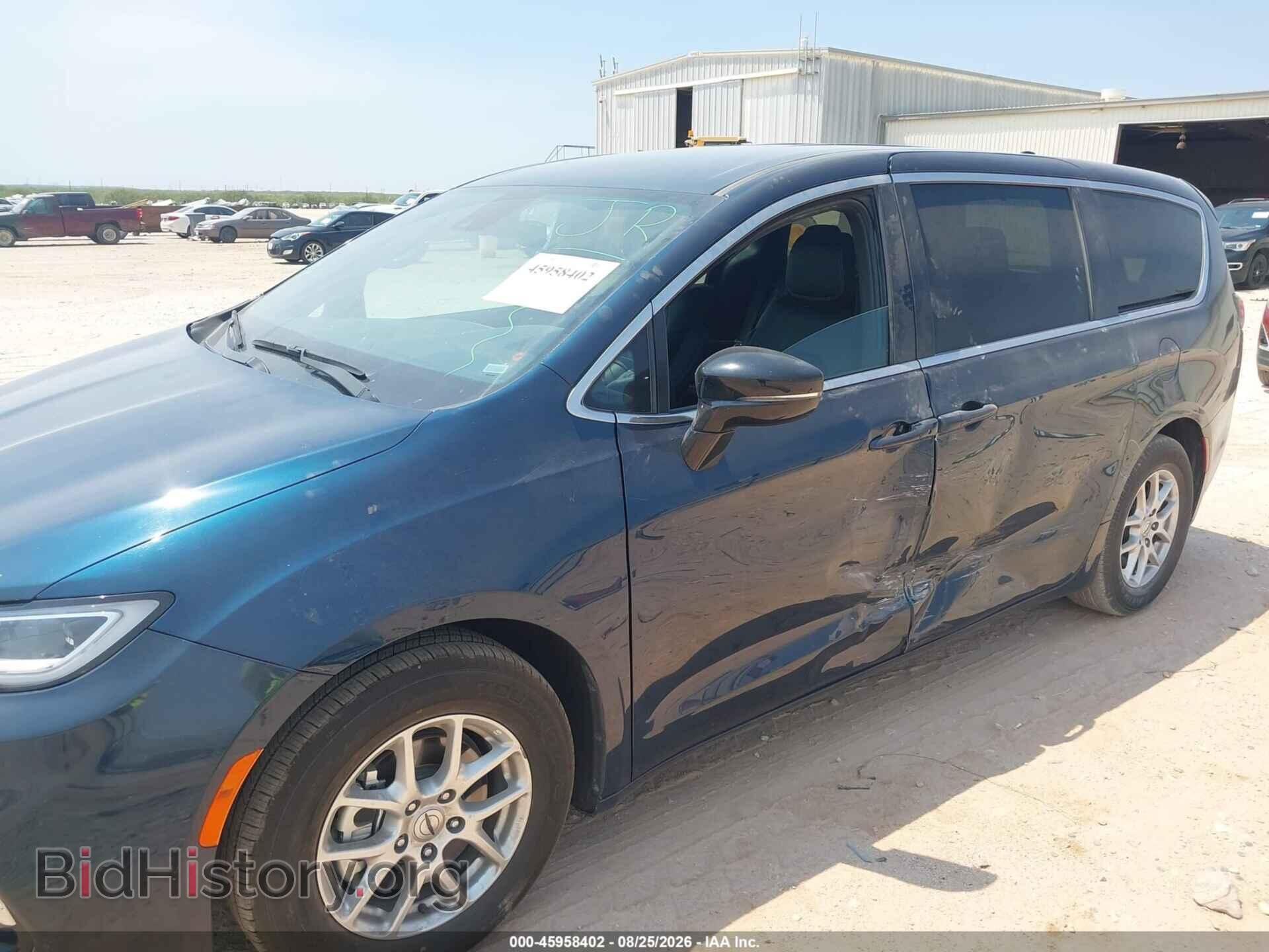 2025 CHRYSLER PACIFICA - VIN: 2C4RC1BG4SR562104 - Photo 6