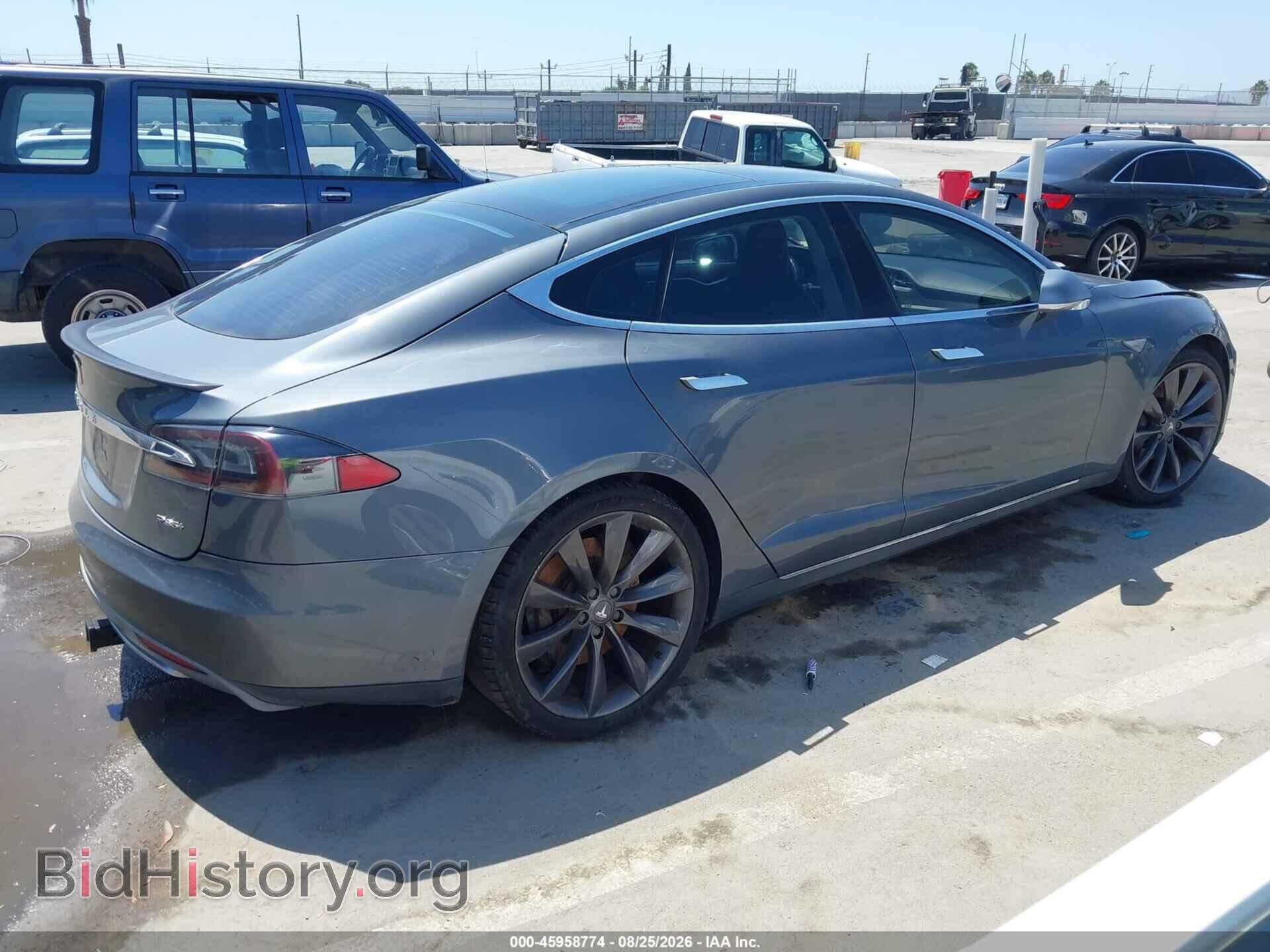 2013 TESLA MODEL S - VIN: 5YJSA1DP3DFP13582 - Photo 4