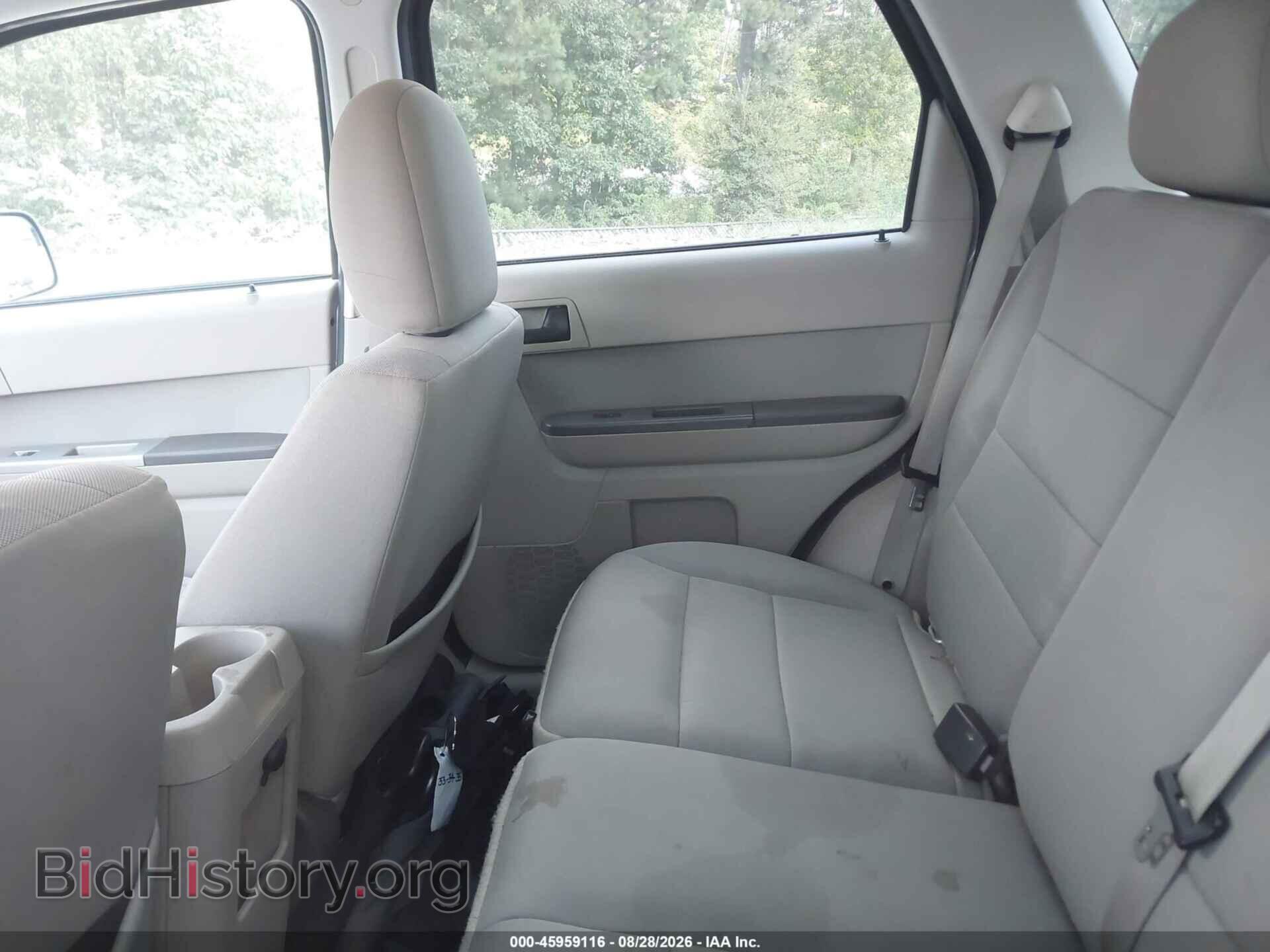 2010 FORD ESCAPE - VIN: 1FMCU0D75AKB48882 - Фото 8