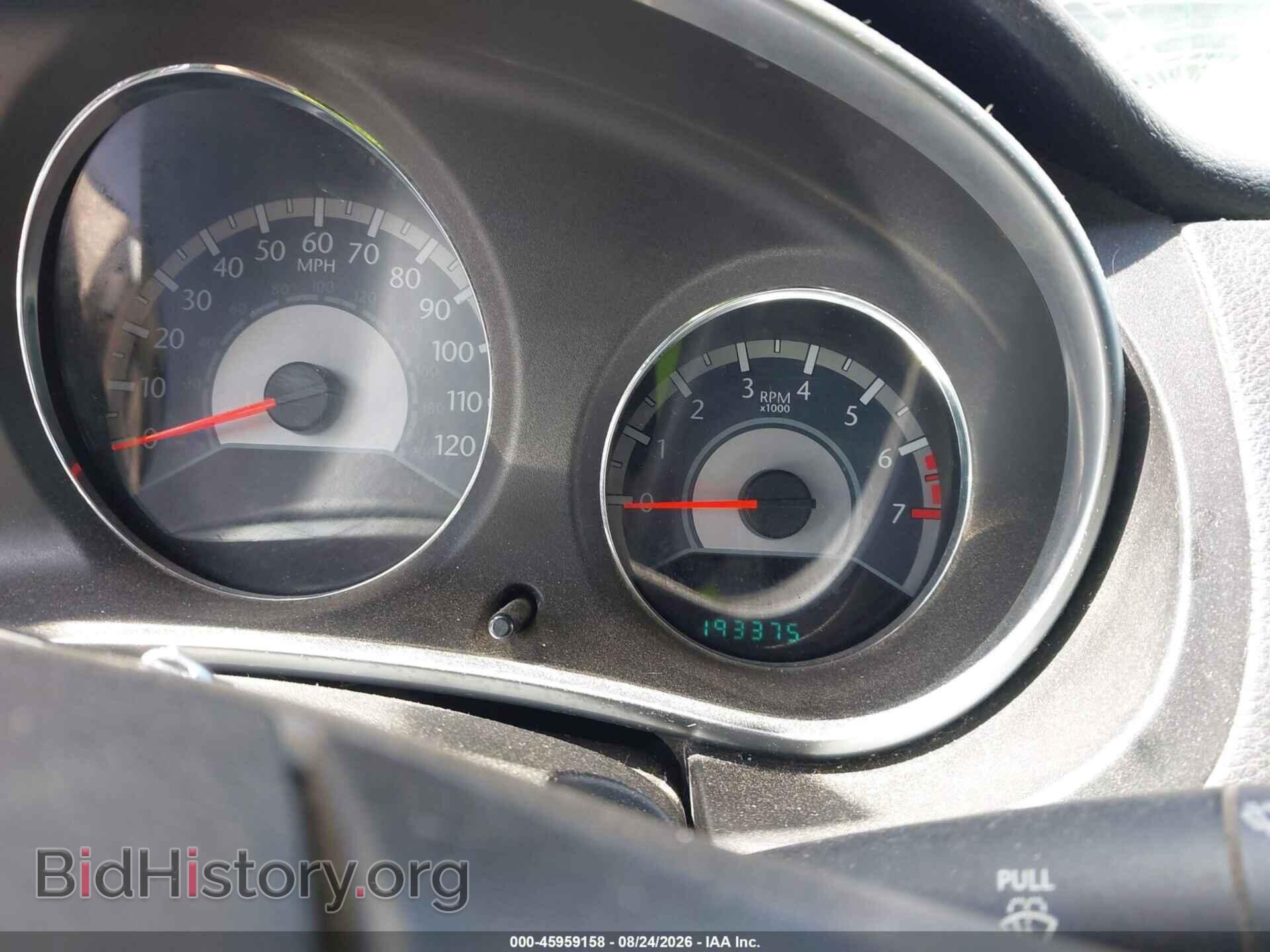 2012 CHRYSLER 200 - VIN: 1C3CCBAB0CN204552 - Photo 7