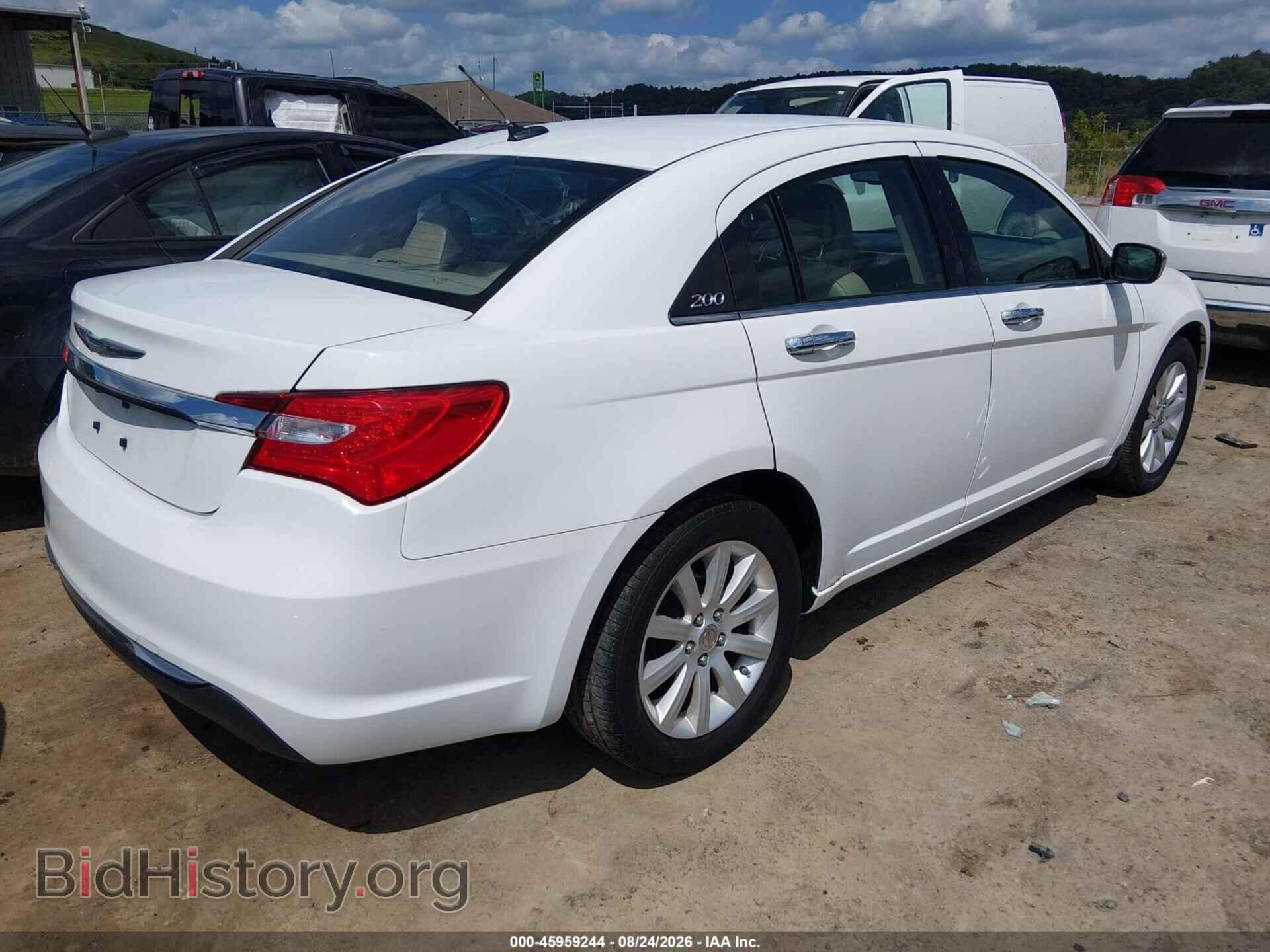 2014 CHRYSLER 200 - VIN: 1C3CCBCG5EN185802 - Фото 4