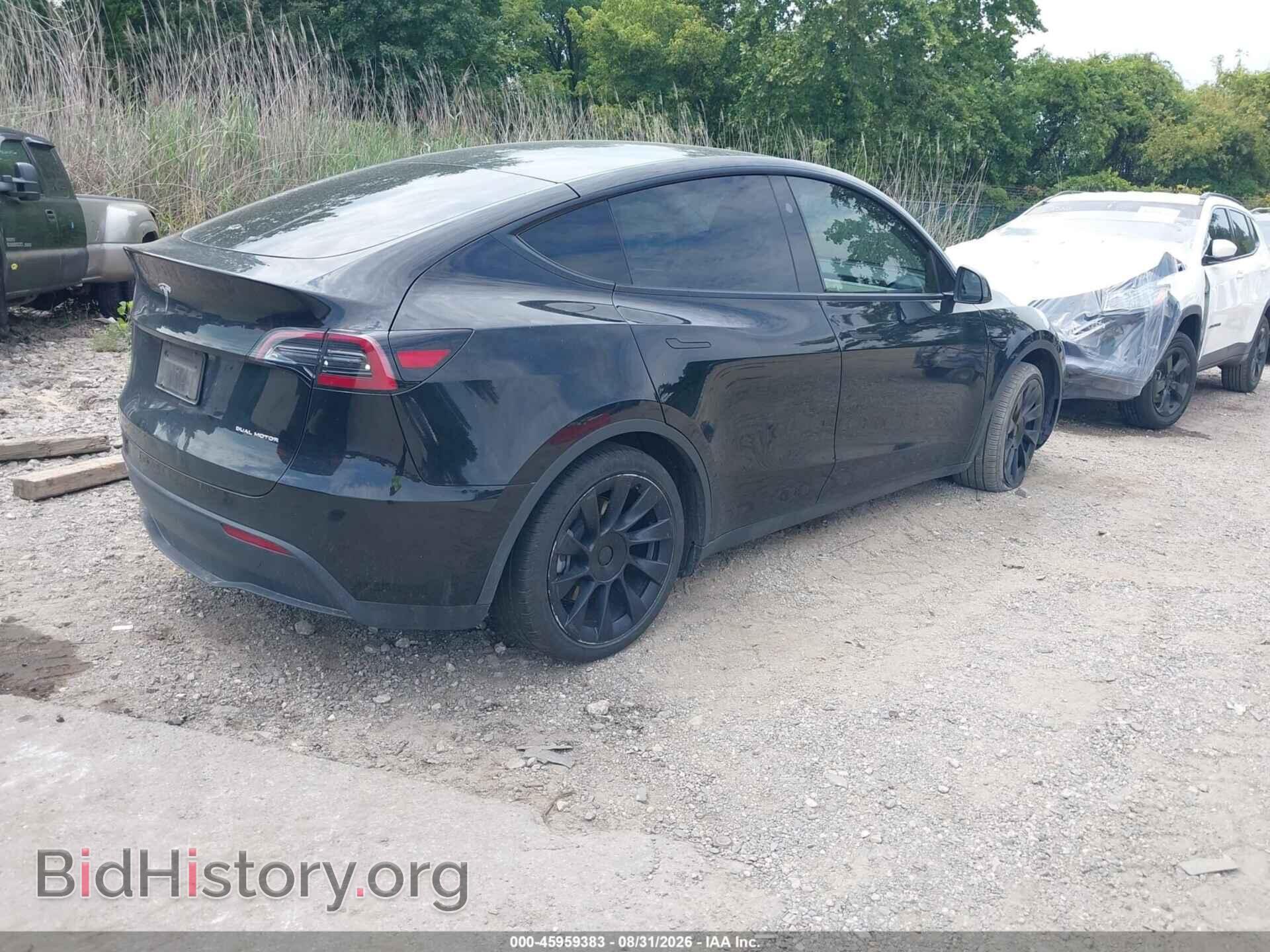 2024 TESLA MODEL Y - VIN: 7SAYGAEE7RF982040 - Фото 4