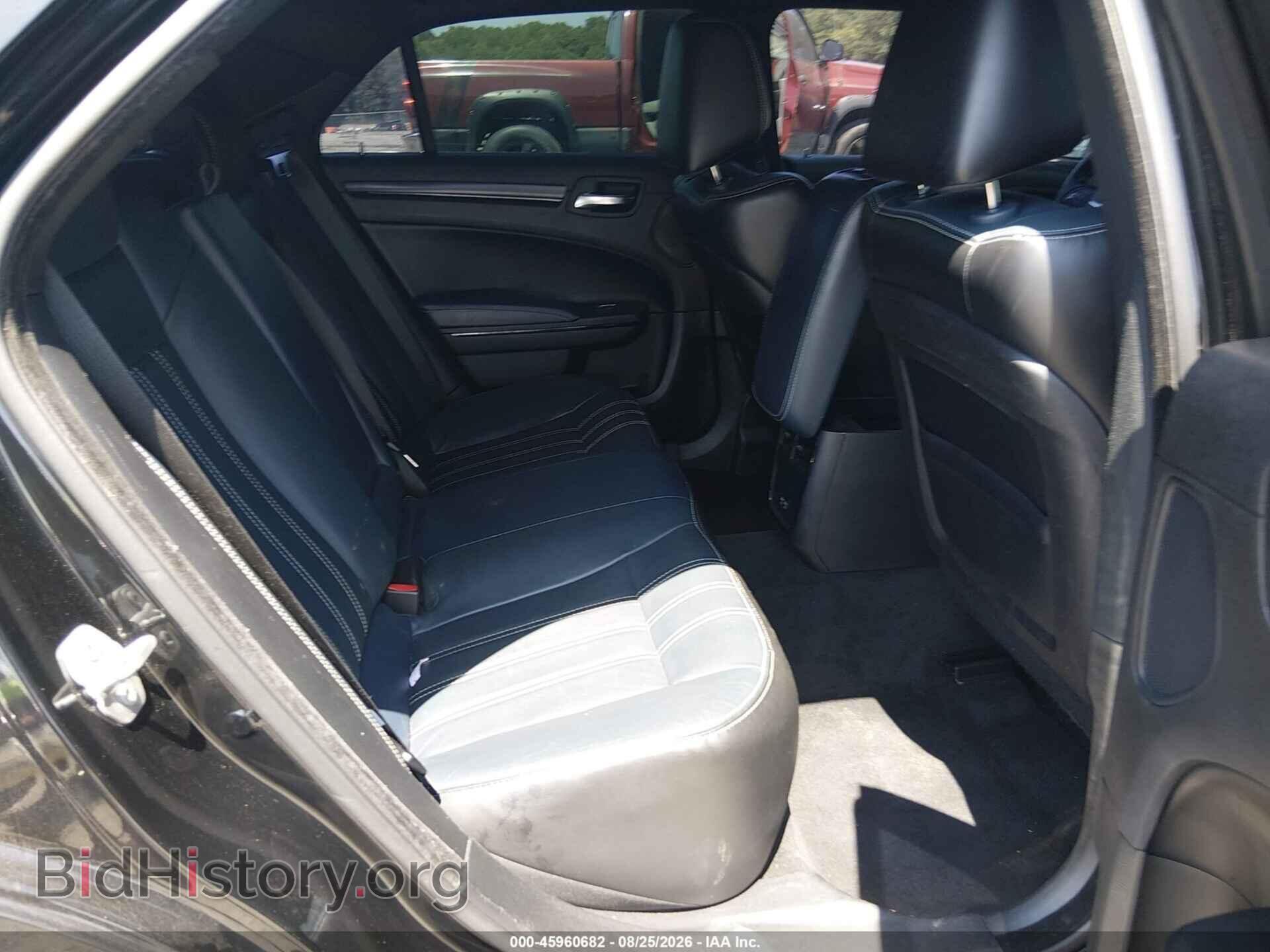 2015 CHRYSLER 300 - VIN: 2C3CCABG9FH859780 - Photo 8