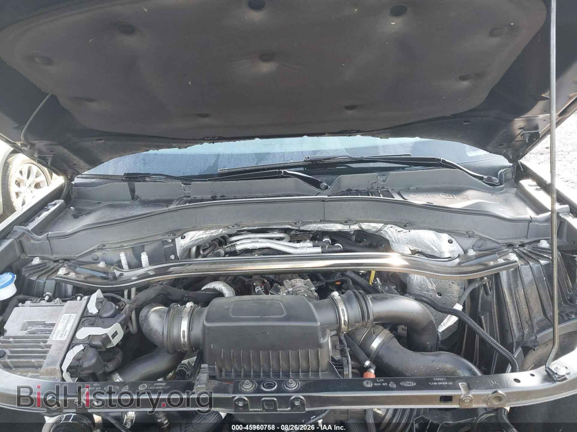 2020 Ford EXPLORER (VIN 1FM5K8HC4LGB02082) — photo 10 of 17