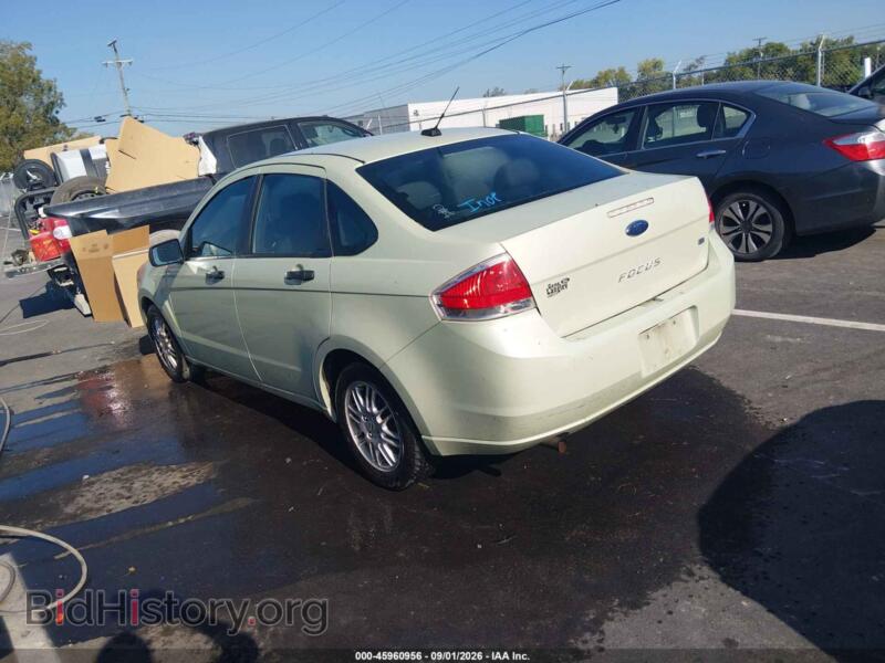 2010 Ford FOCUS (VIN 1FAHP3FN1AW217869) — photo 3 of 11