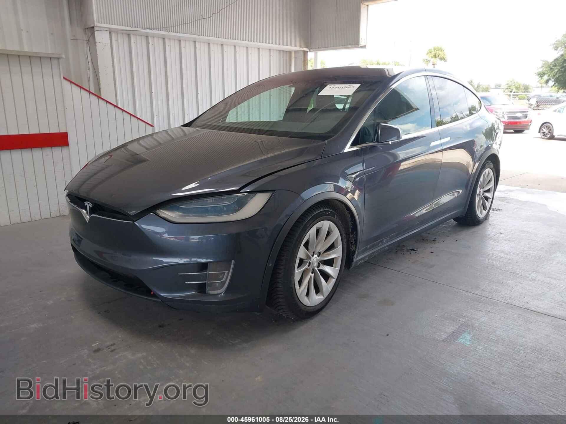 2017 TESLA MODEL X - VIN: 5YJXCDE20HF038302 - Фото 2