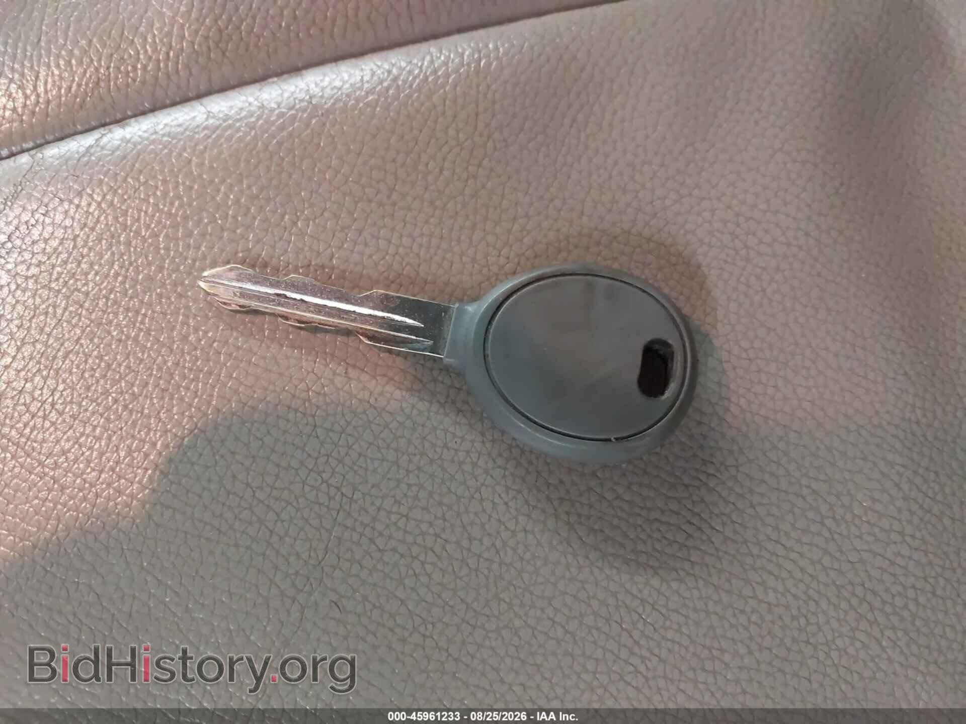 2005 CHRYSLER 300 - VIN: 2C3JA53G05H180806 - Фото 11