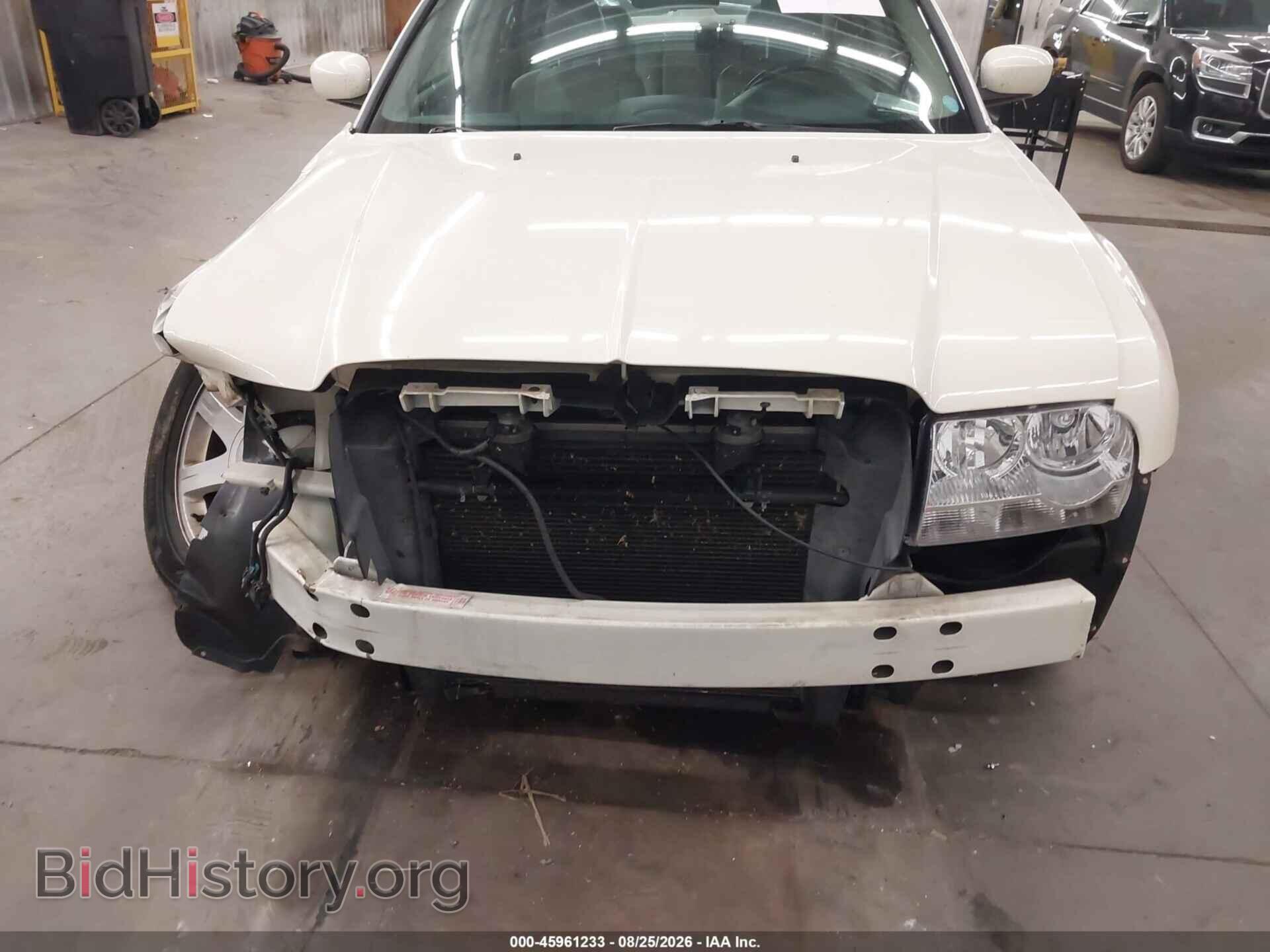 2005 CHRYSLER 300 - VIN: 2C3JA53G05H180806 - Фото 6