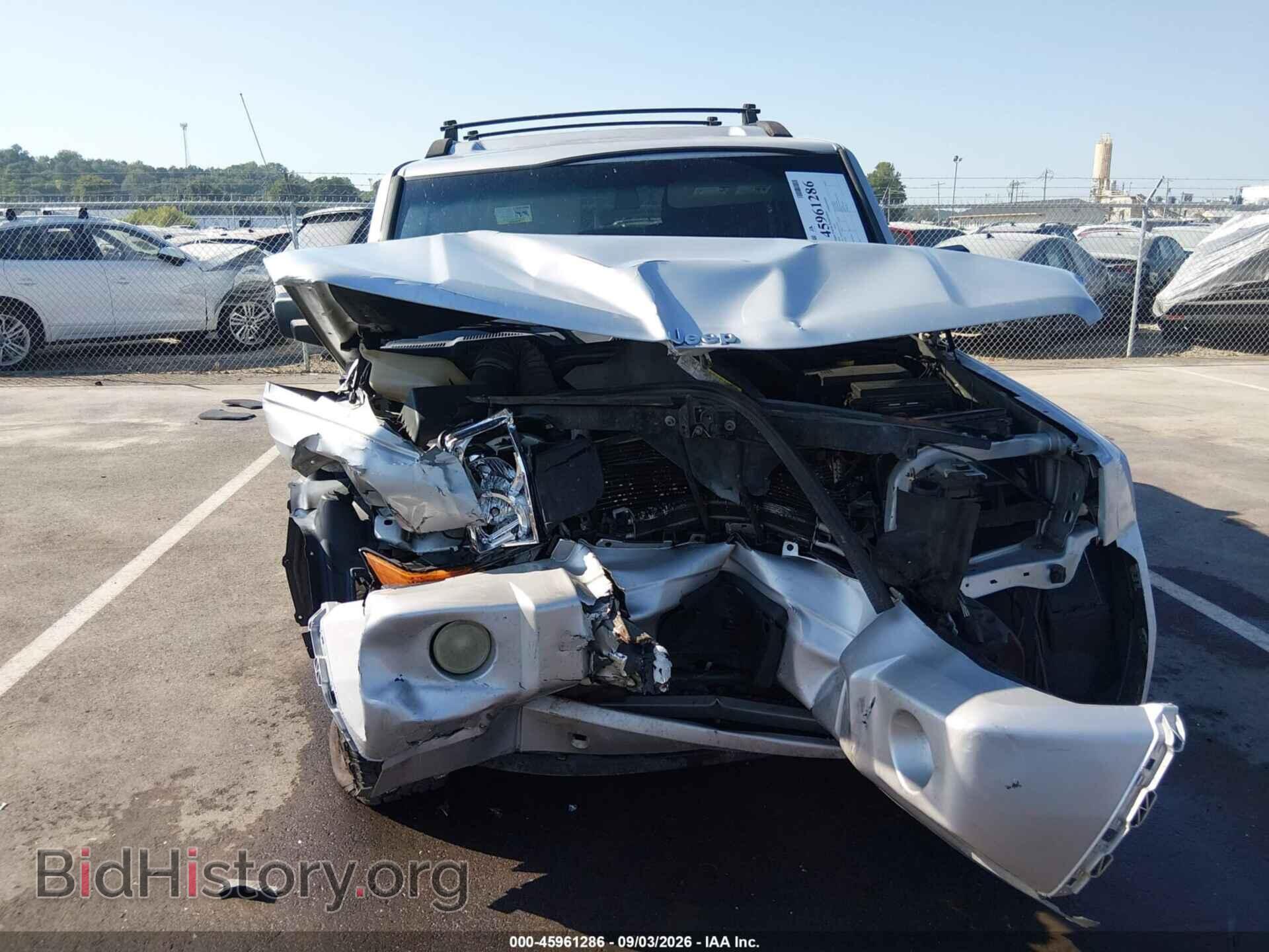 2010 JEEP COMMANDER - VIN: 1J4RH4GK8AC162192 - Photo 6