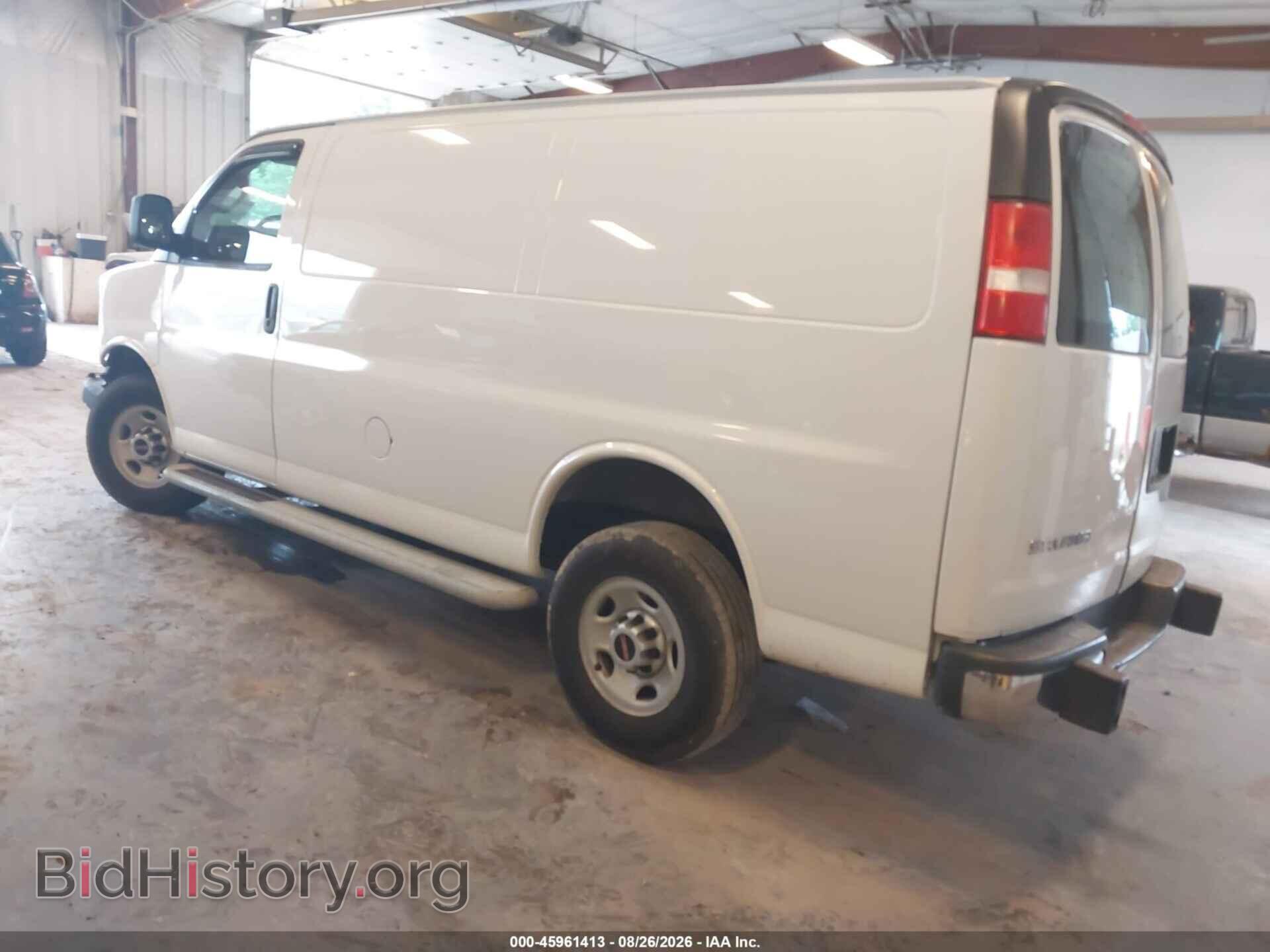 2017 GMC SAVANA 2500 - VIN: 1GTW7AFF6H1914637 - Фото 3