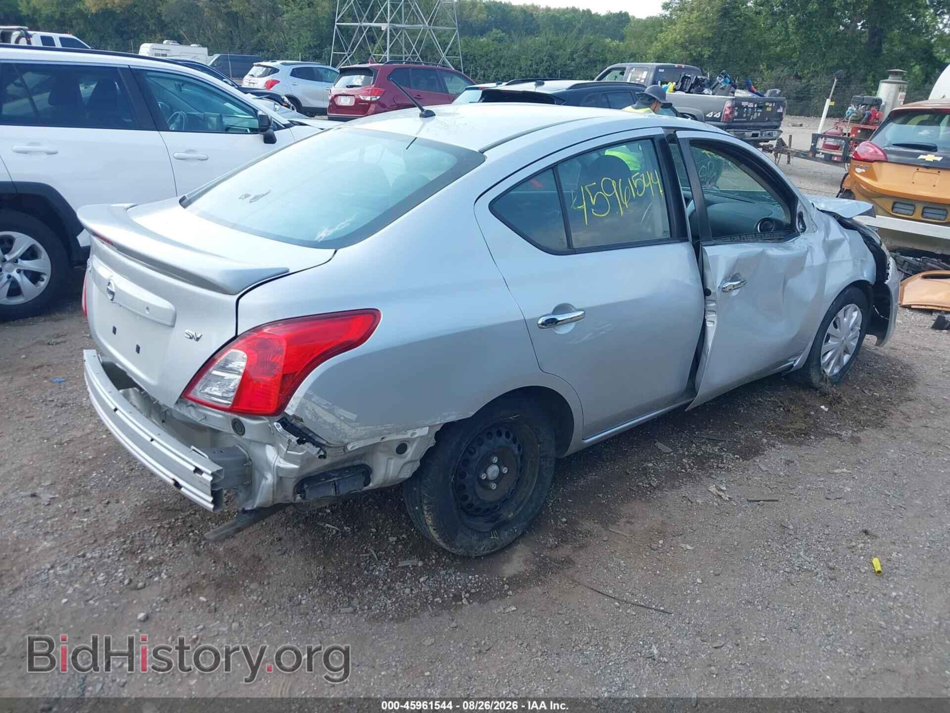 2019 NISSAN VERSA - VIN: 3N1CN7AP3KL843069 - Фото 4