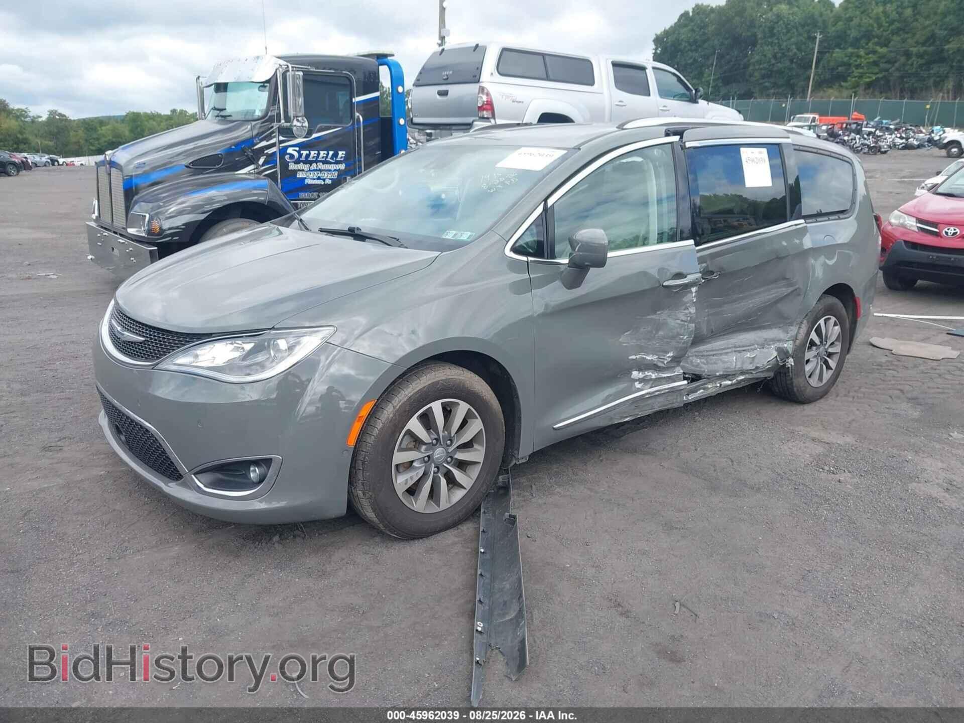 2020 CHRYSLER PACIFICA - VIN: 2C4RC1EG9LR234772 - Фото 2