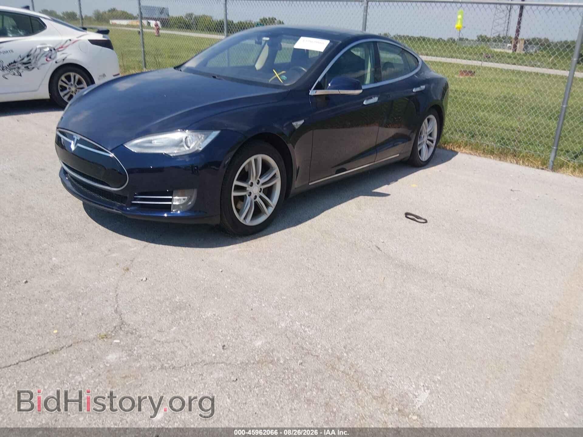 2013 TESLA MODEL S - VIN: 5YJSA1DP7DFP06943 - Фото 2